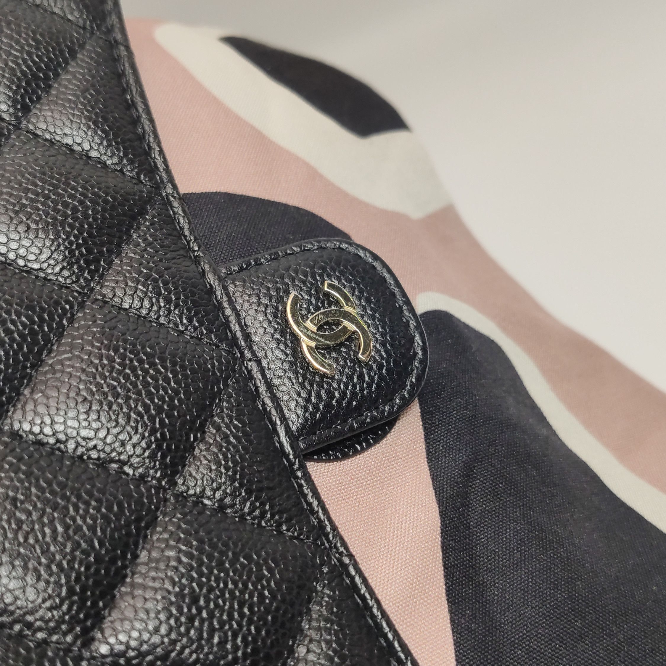Chanel Chanel Women os Shoulder Bags Size ONE SIZE - 19 Thumbnail