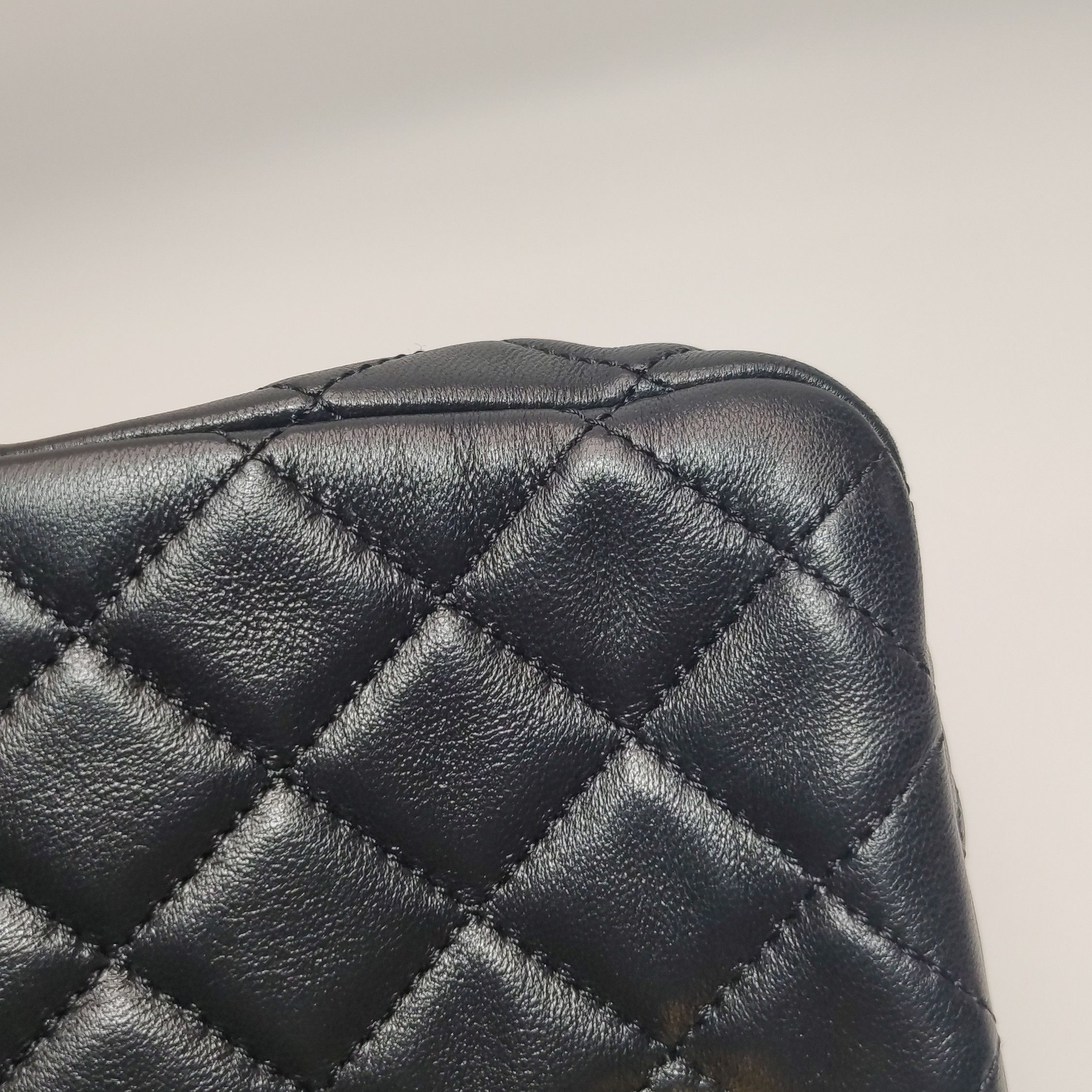 Chanel Chanel Women os Shoulder Bags Size ONE SIZE - 23 Thumbnail