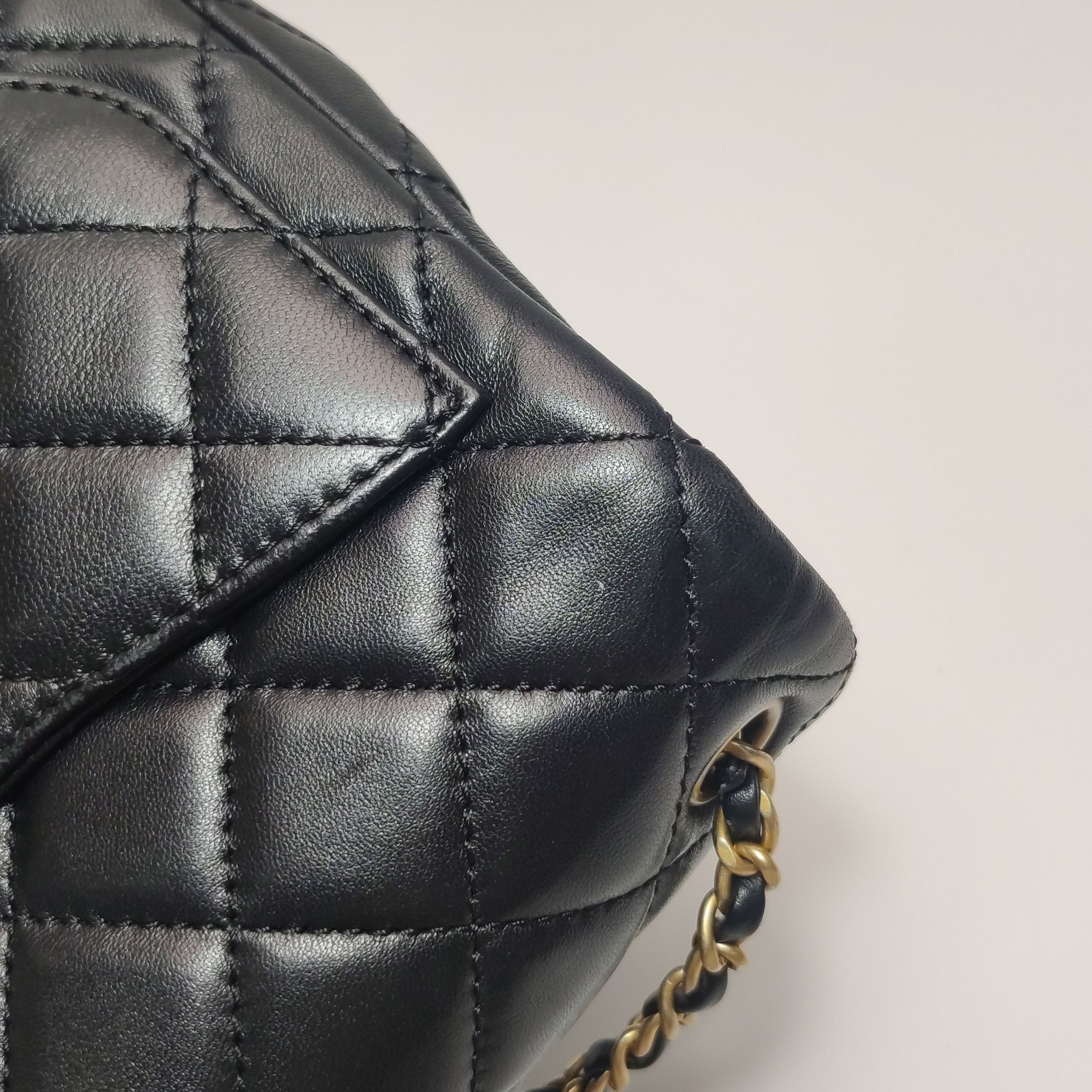 Chanel Chanel Women os Shoulder Bags Size ONE SIZE - 25 Thumbnail