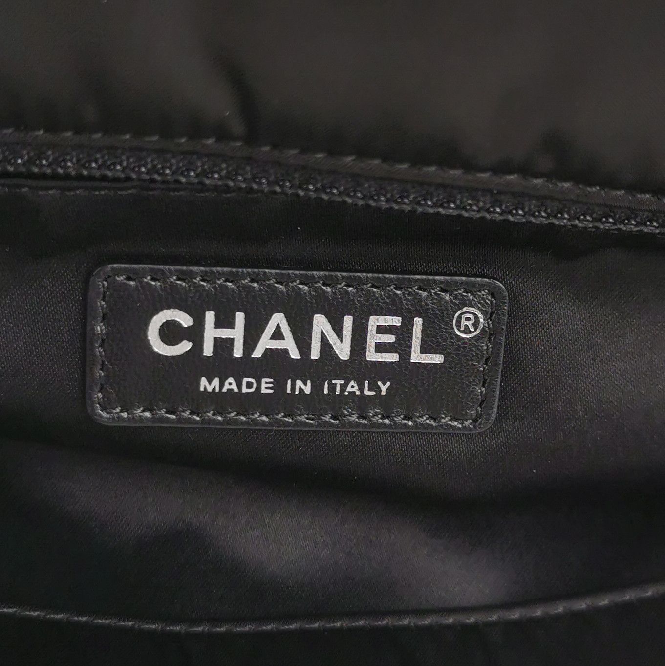 Chanel Chanel Women os Shoulder Bags Size ONE SIZE - 8 Thumbnail