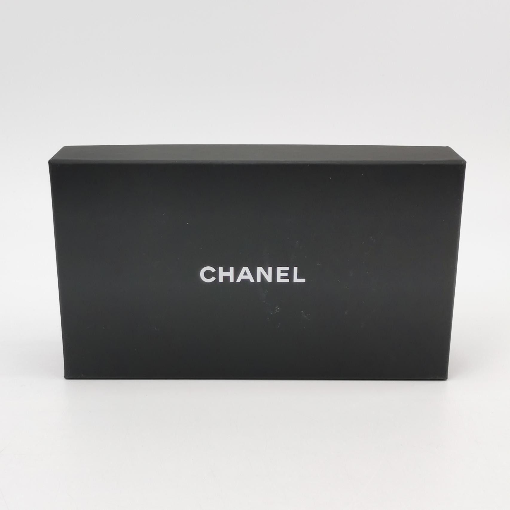 Chanel Chanel Women os Clutches Size ONE SIZE - 8 Thumbnail