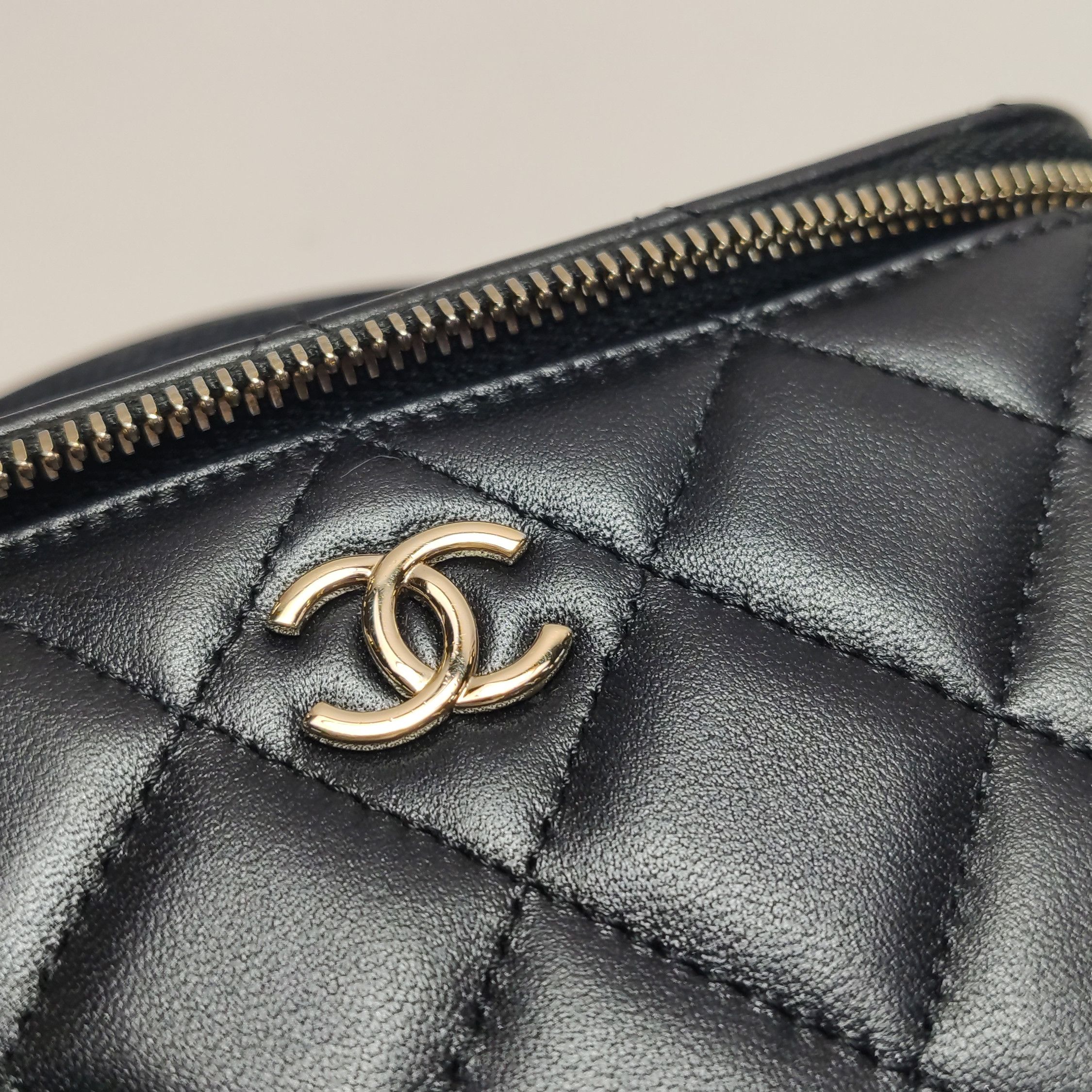 Chanel Chanel Women os Shoulder Bags Size ONE SIZE - 14 Thumbnail