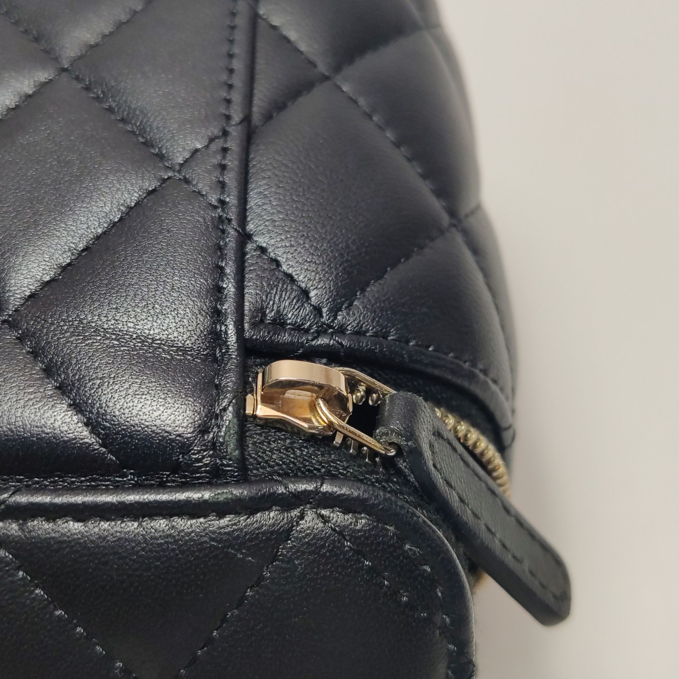 Chanel Chanel Women os Shoulder Bags Size ONE SIZE - 20 Thumbnail
