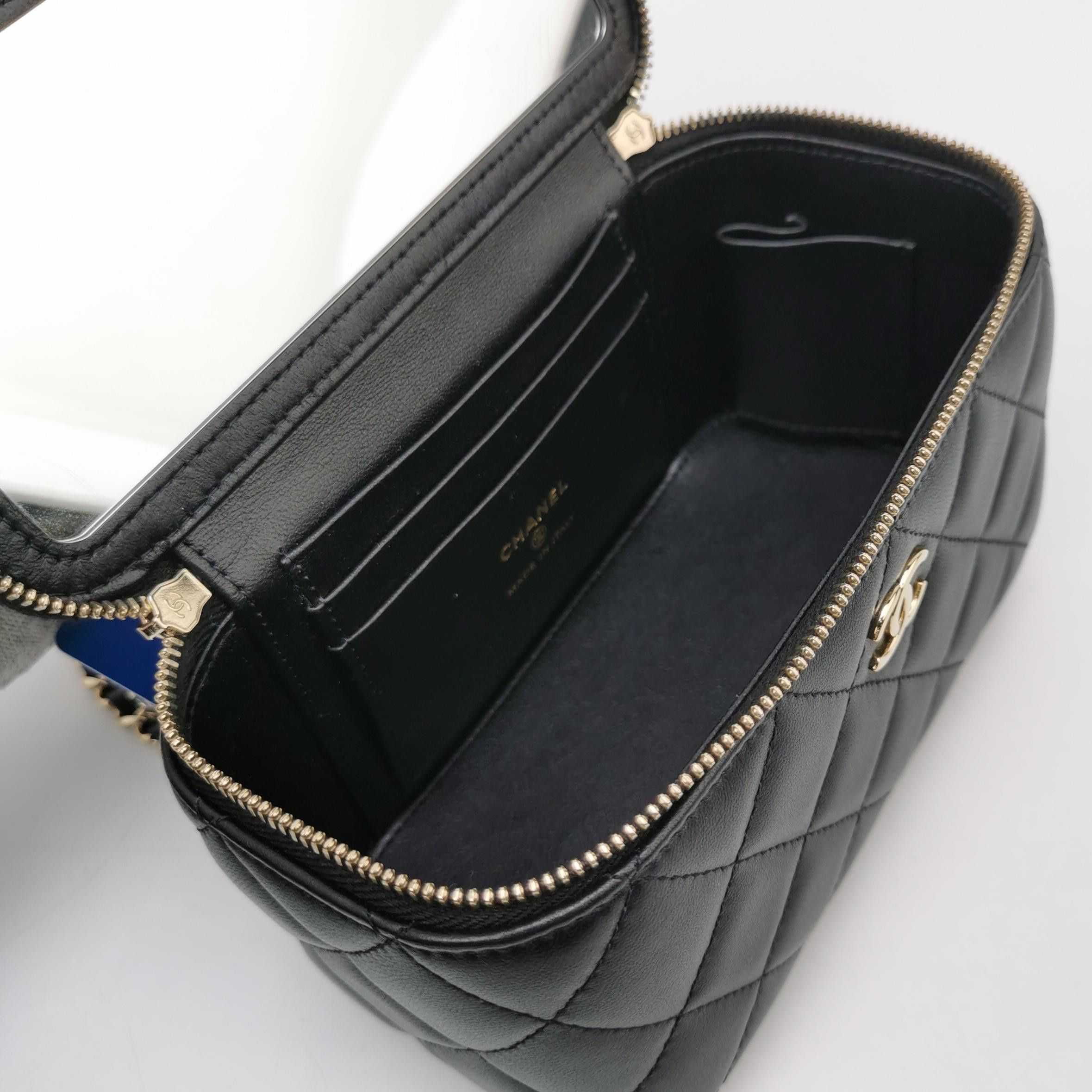 Chanel Chanel Women os Shoulder Bags Size ONE SIZE - 7 Thumbnail