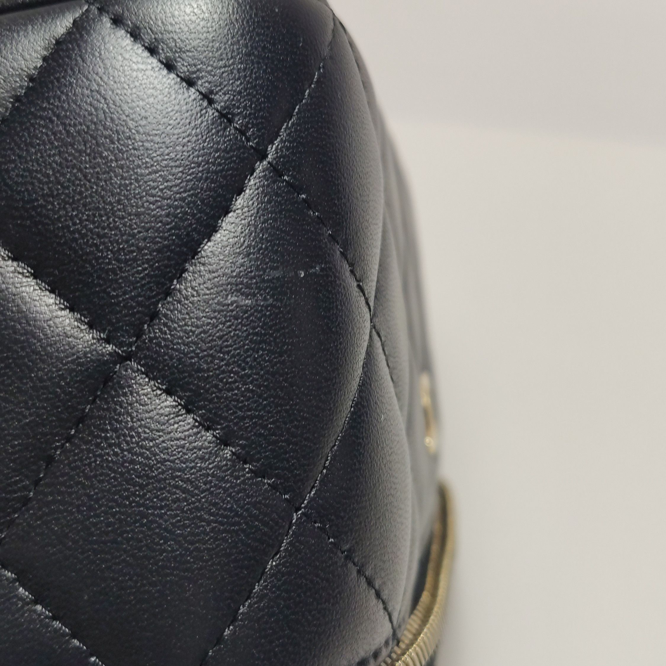Chanel Chanel Women os Shoulder Bags Size ONE SIZE - 22 Thumbnail