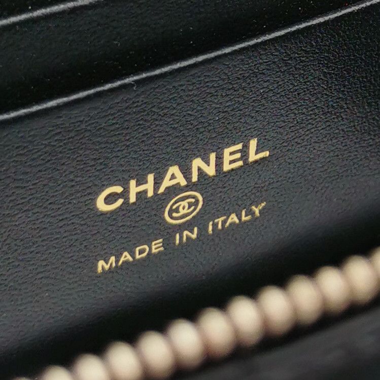 Chanel Chanel Women os Shoulder Bags Size ONE SIZE - 8 Thumbnail