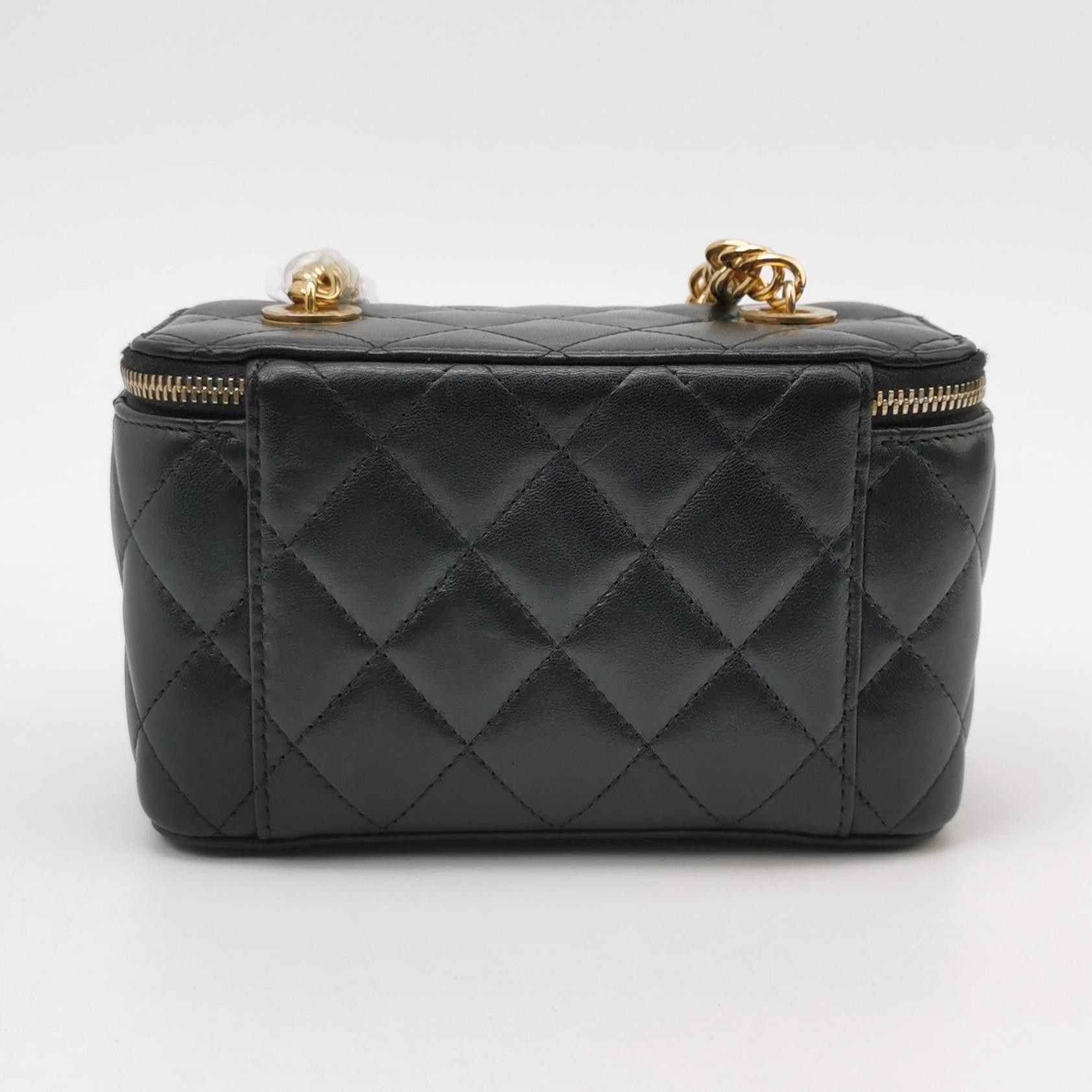 Chanel Chanel Women os Shoulder Bags Size ONE SIZE - 5 Thumbnail