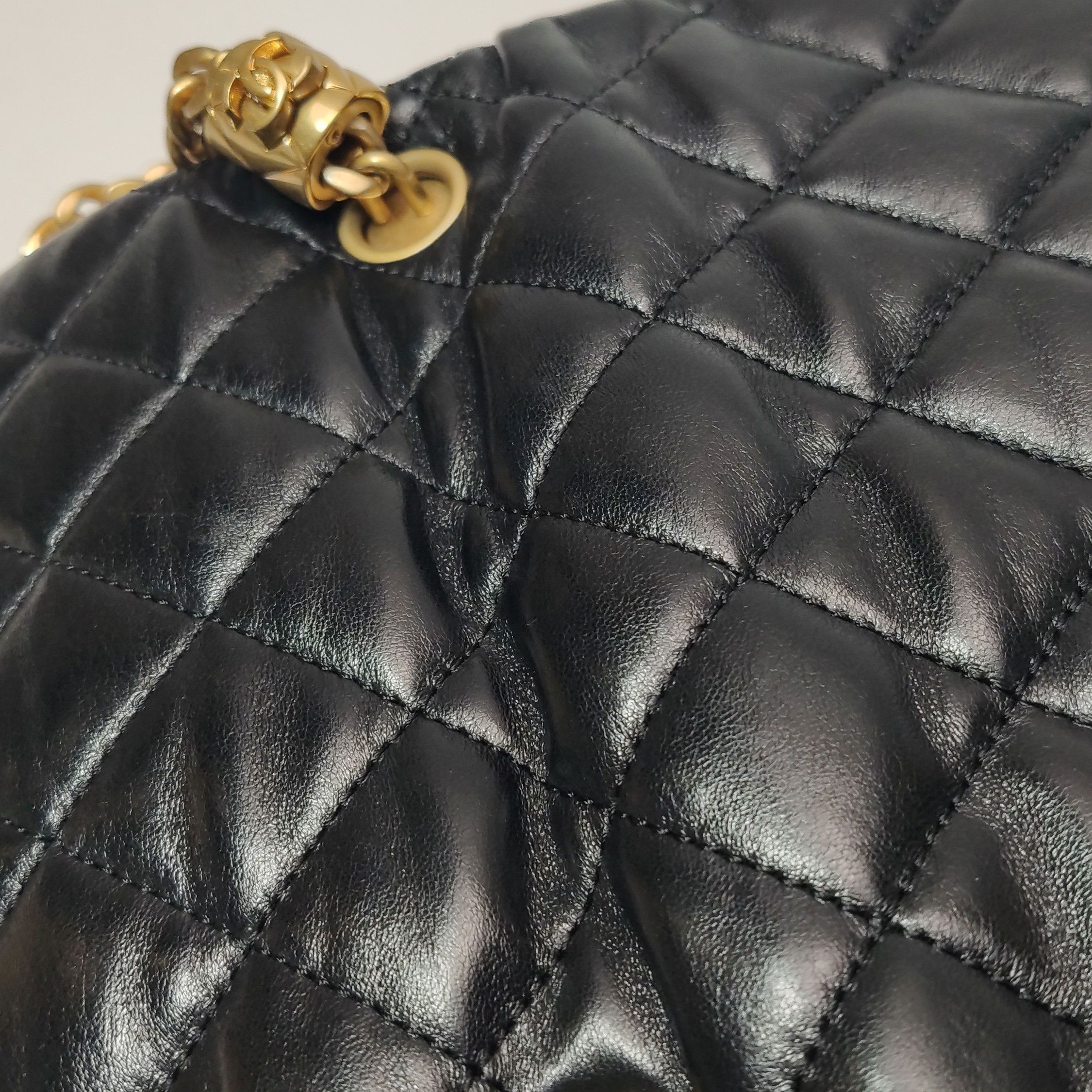 Chanel Chanel Women os Shoulder Bags Size ONE SIZE - 22 Thumbnail