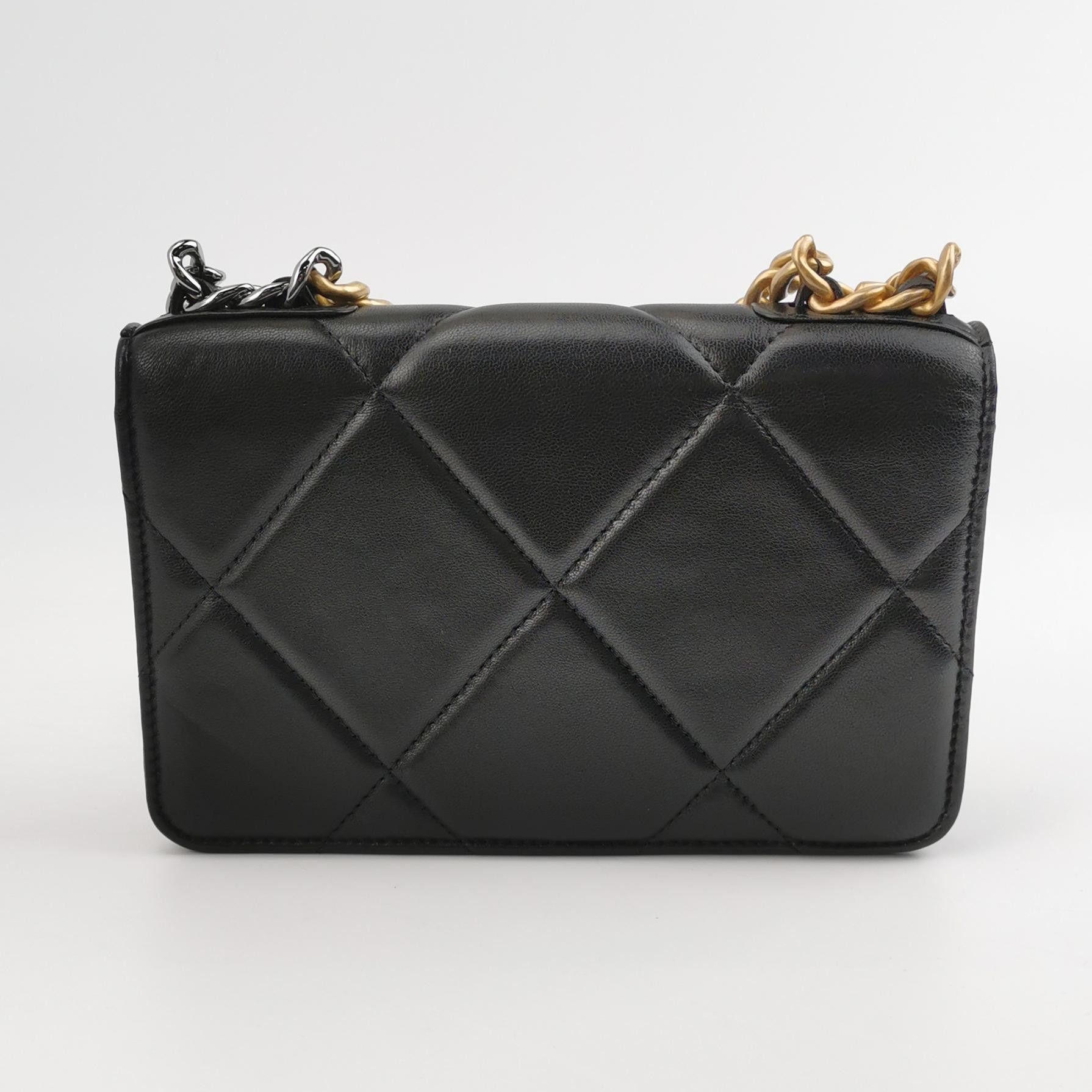 Chanel Chanel Women os Shoulder Bags Size ONE SIZE - 5 Thumbnail