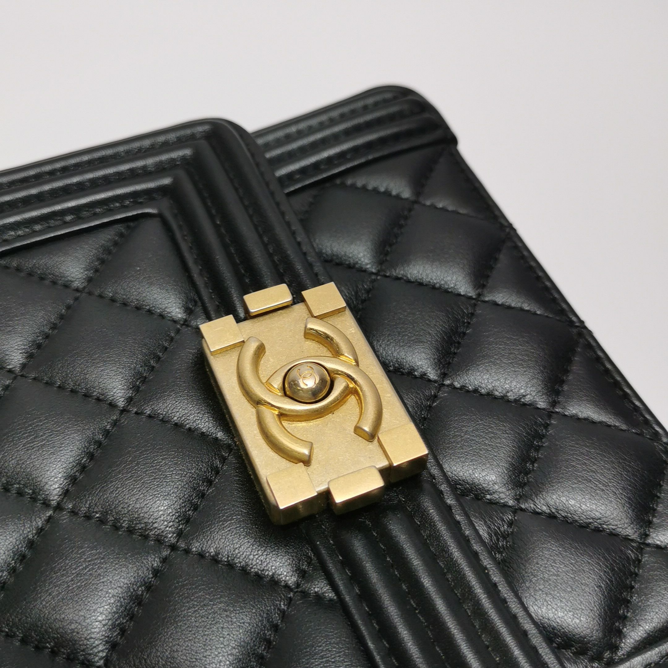 Chanel Chanel Women os Shoulder Bags Size ONE SIZE - 12 Thumbnail