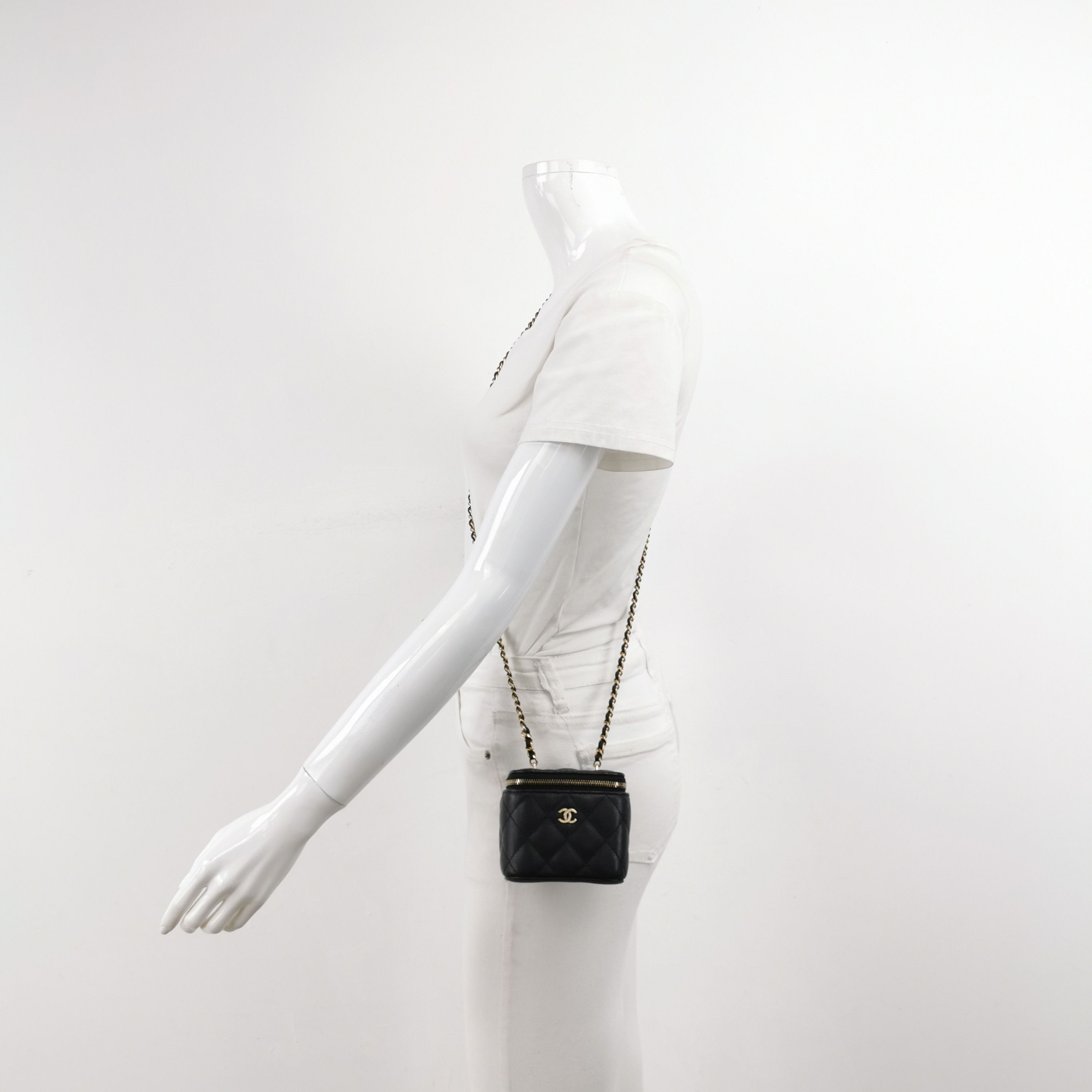 Chanel Chanel Women os Shoulder Bags Size ONE SIZE - 2 Thumbnail