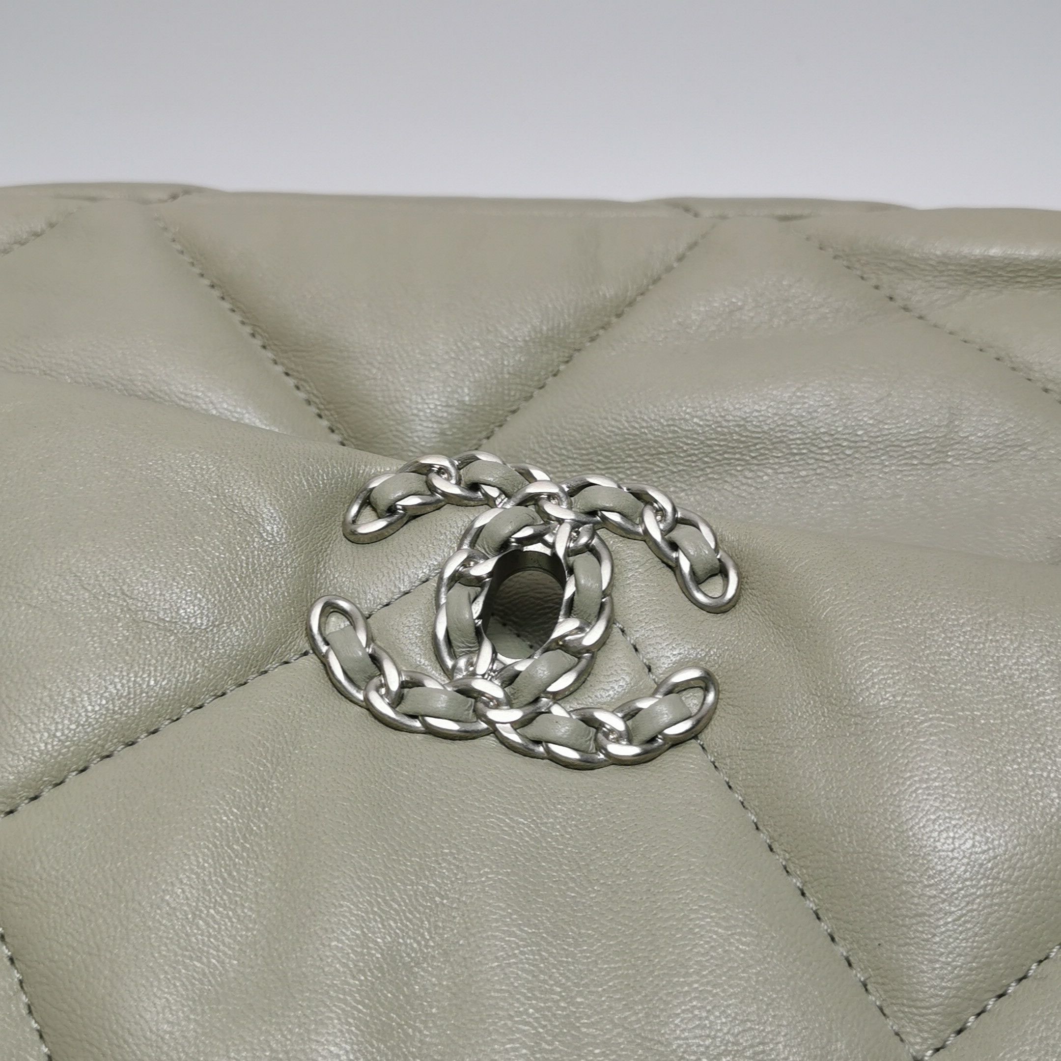 Chanel Chanel Women os Shoulder Bags Size ONE SIZE - 21 Thumbnail