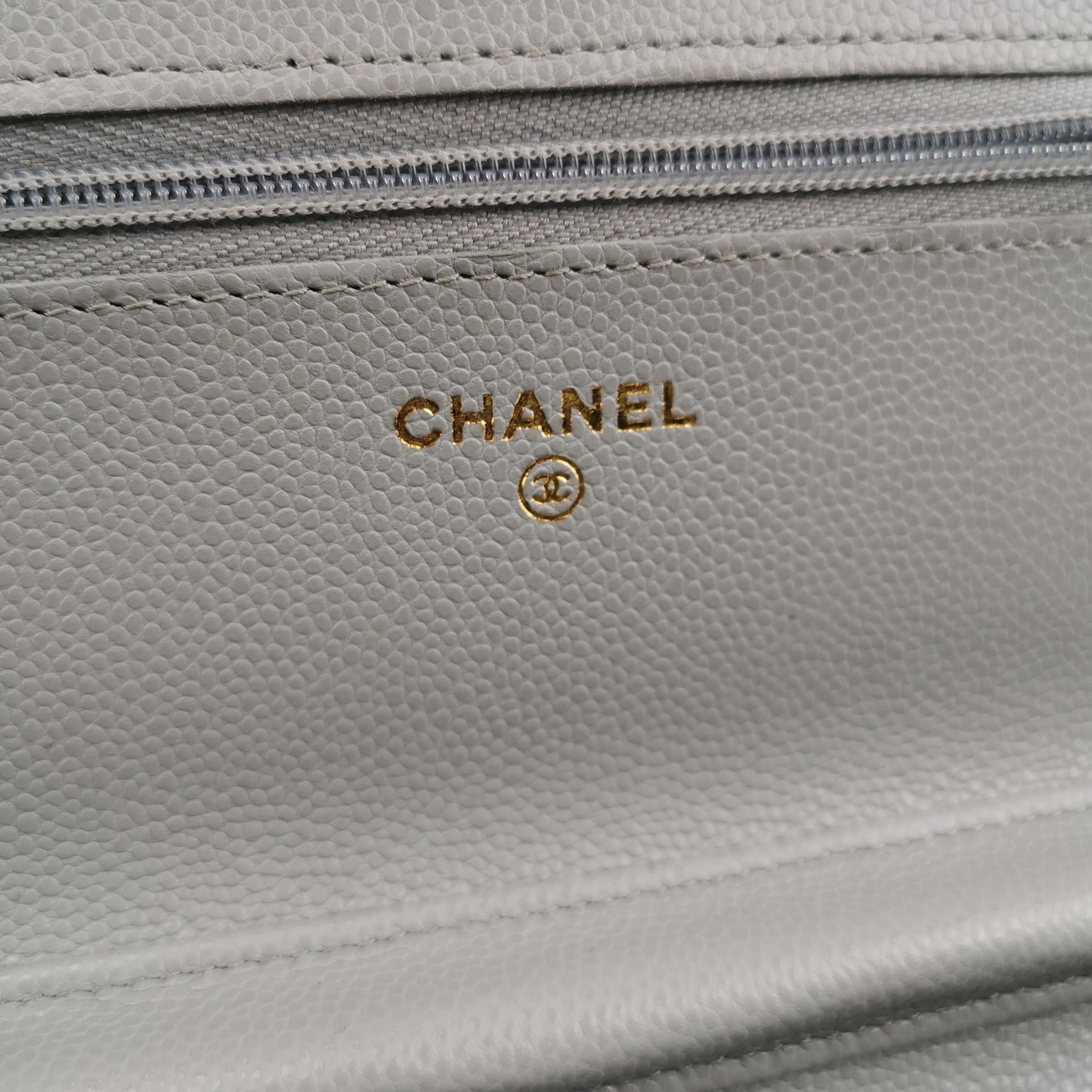Chanel Chanel Women os Crossbody Bags Size ONE SIZE - 8 Thumbnail