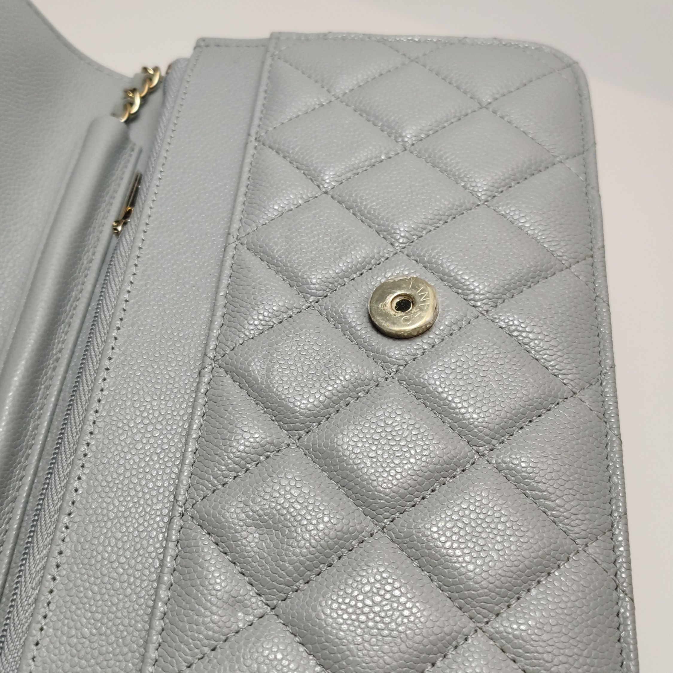 Chanel Chanel Women os Crossbody Bags Size ONE SIZE - 12 Thumbnail