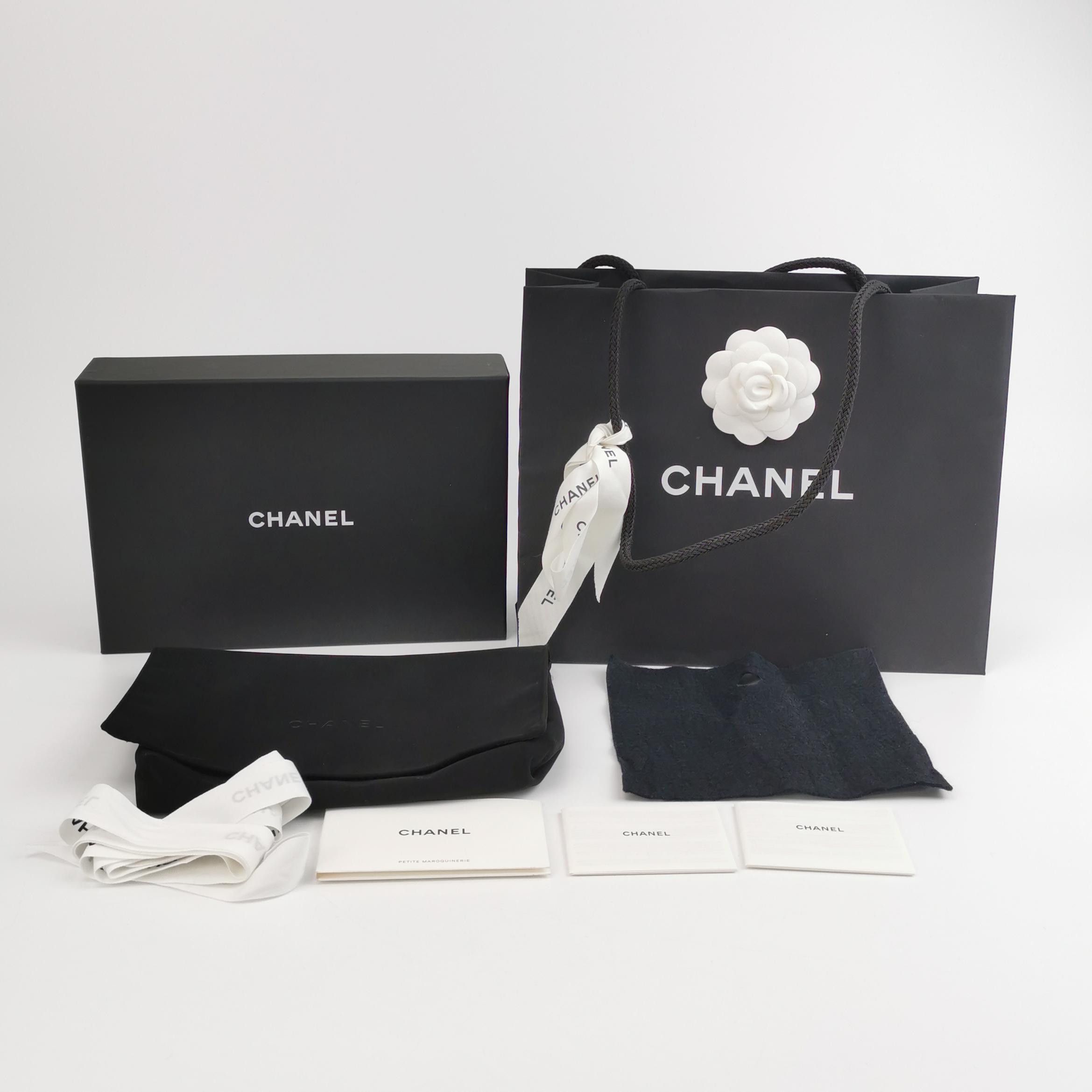 Chanel Chanel Women os Crossbody Bags Size ONE SIZE - 9 Thumbnail