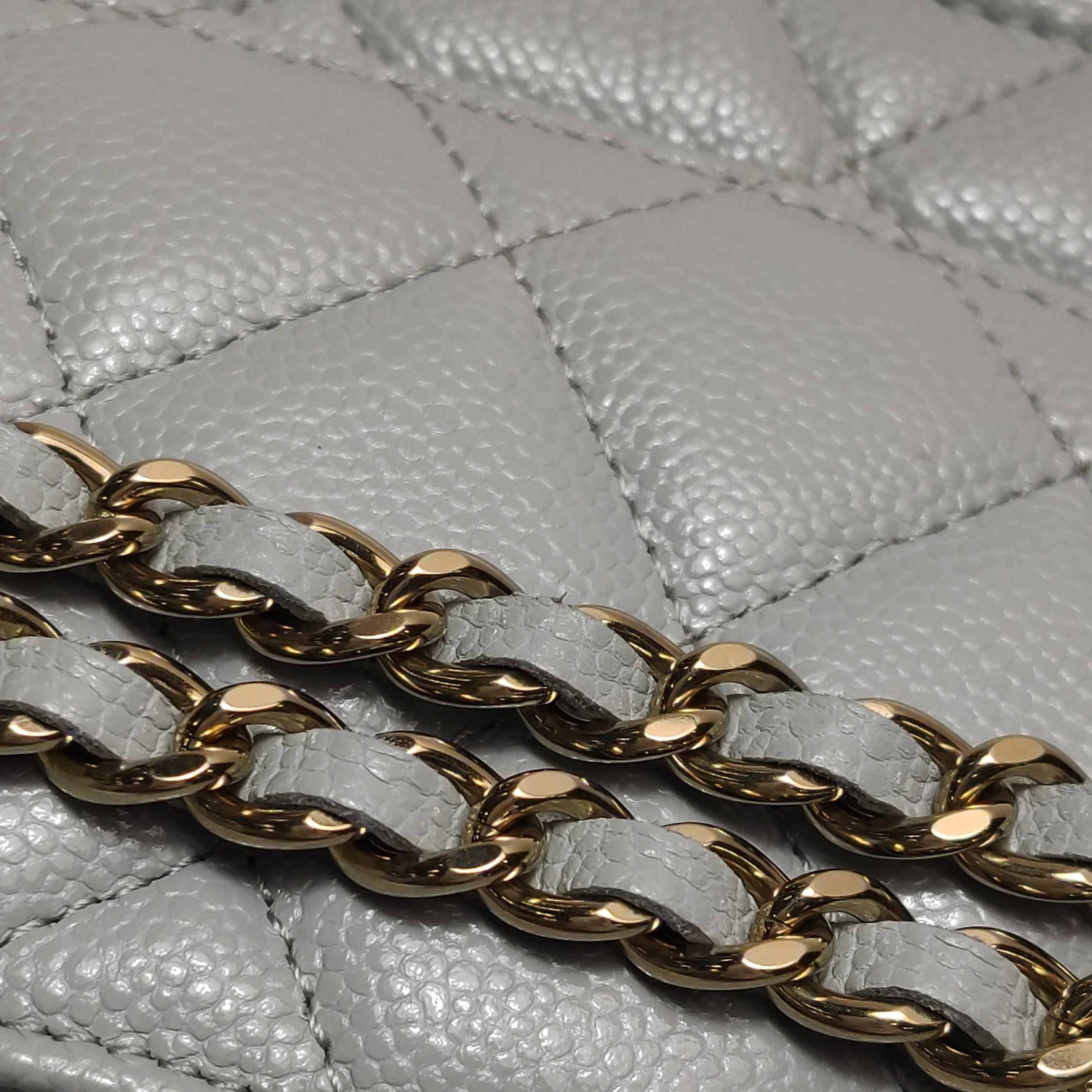 Chanel Chanel Women os Crossbody Bags Size ONE SIZE - 13 Thumbnail