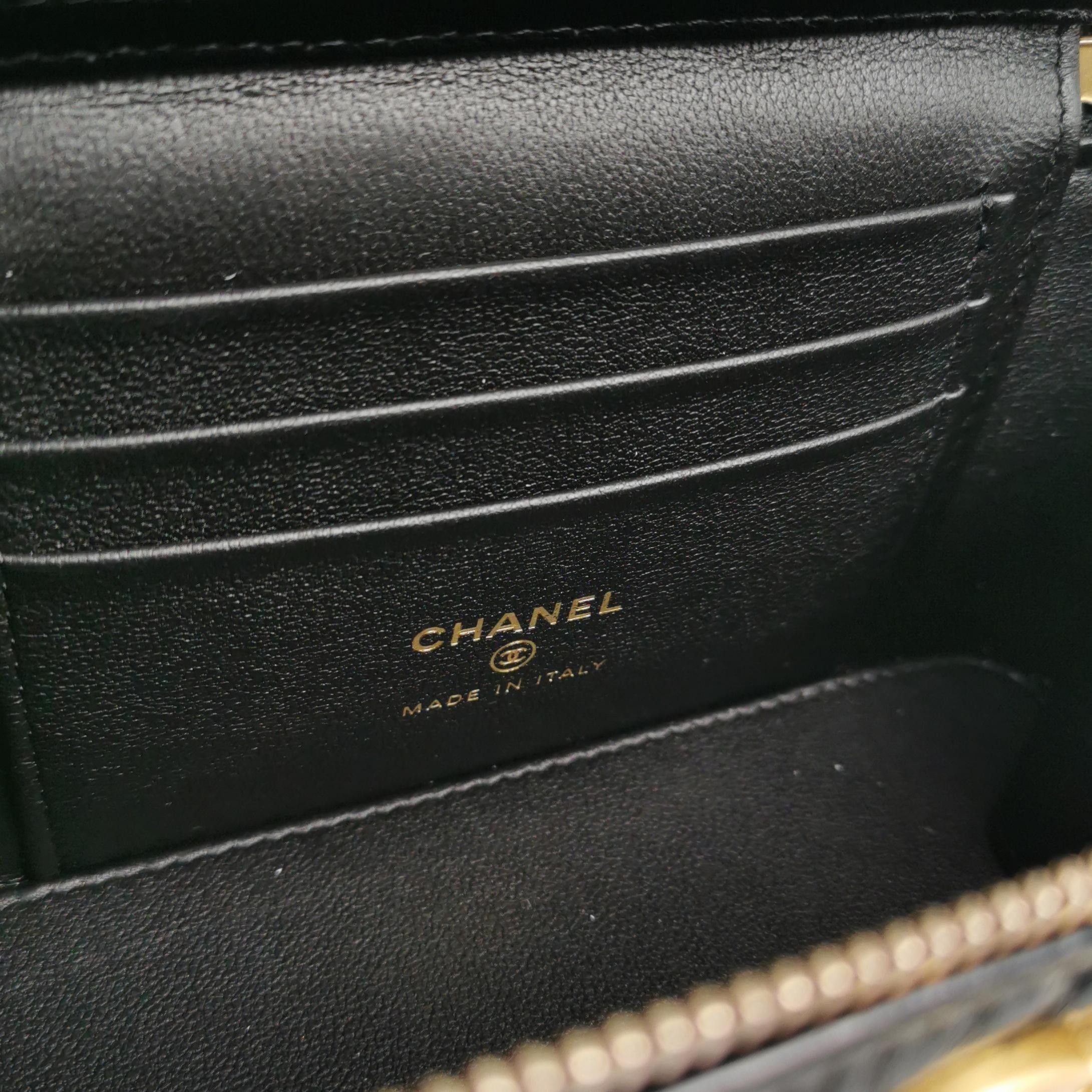 Chanel Chanel Women os Shoulder Bags Size ONE SIZE - 8 Thumbnail