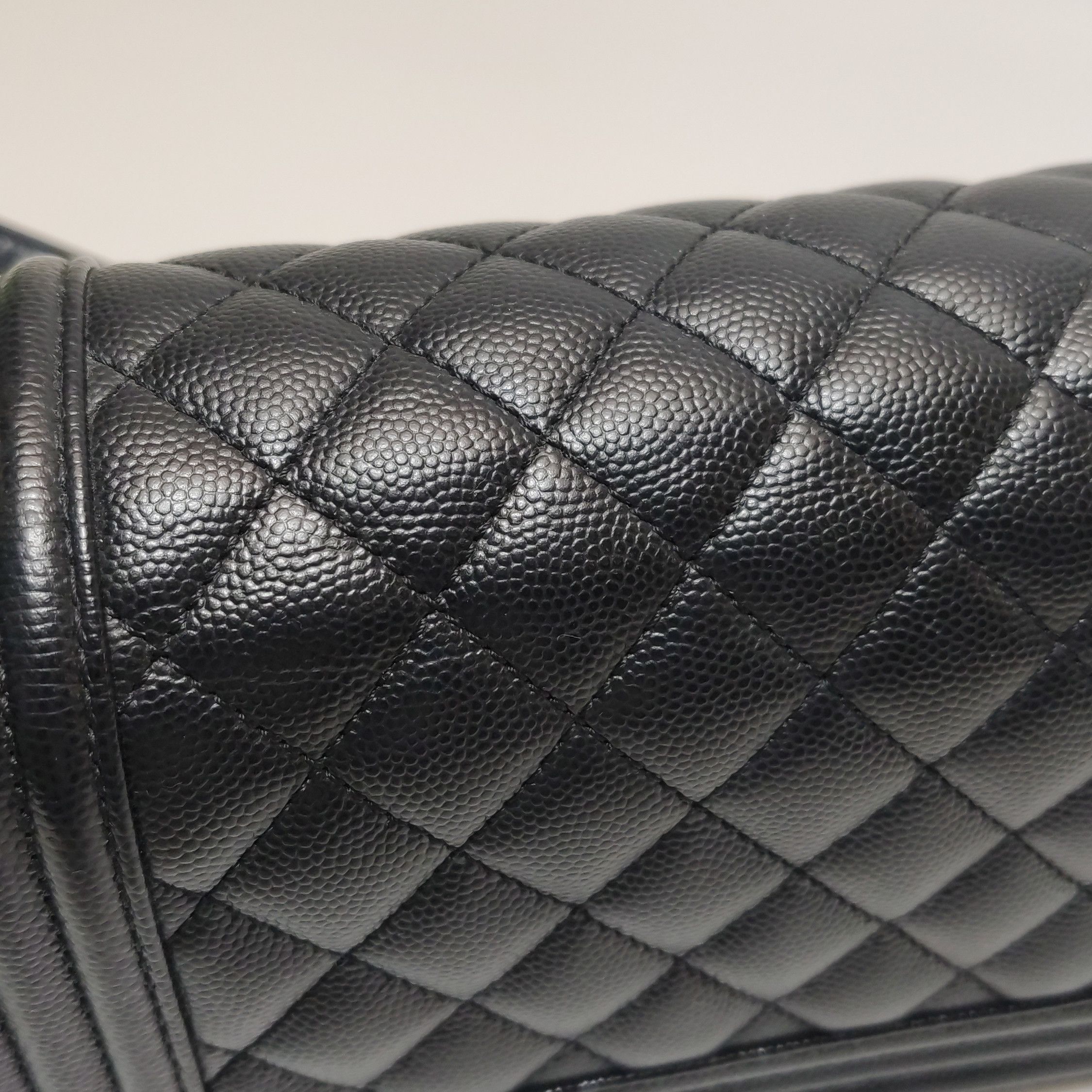 Chanel Chanel Women os Shoulder Bags Size ONE SIZE - 18 Thumbnail