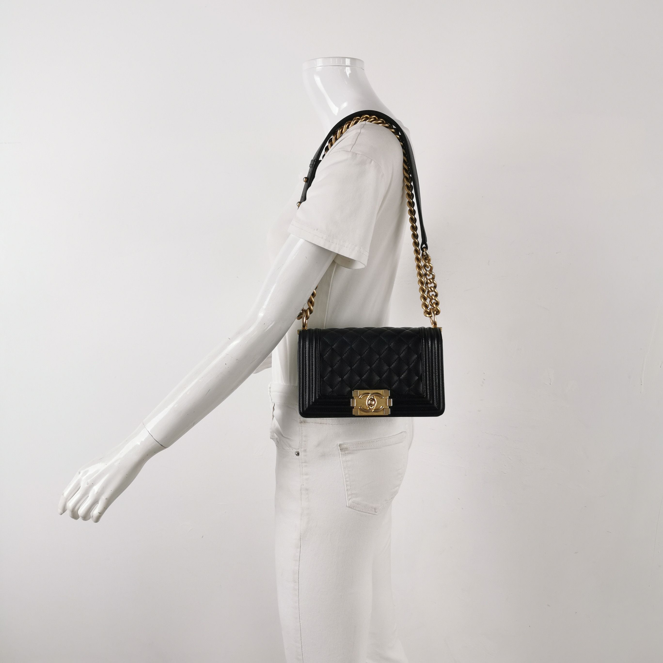 Chanel Chanel Women os Shoulder Bags Size ONE SIZE - 2 Thumbnail