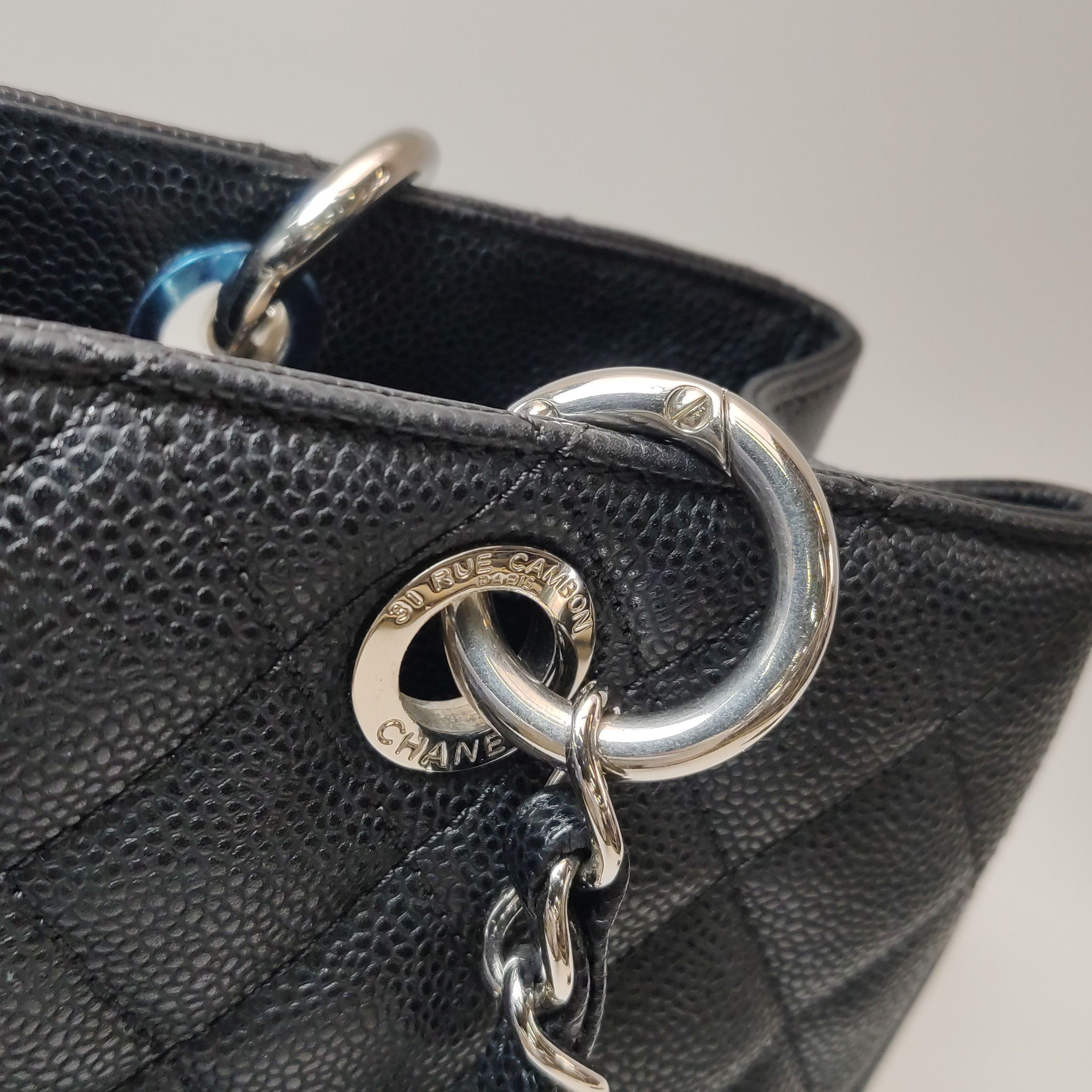Chanel Chanel Women os Shoulder Bags Size ONE SIZE - 16 Thumbnail