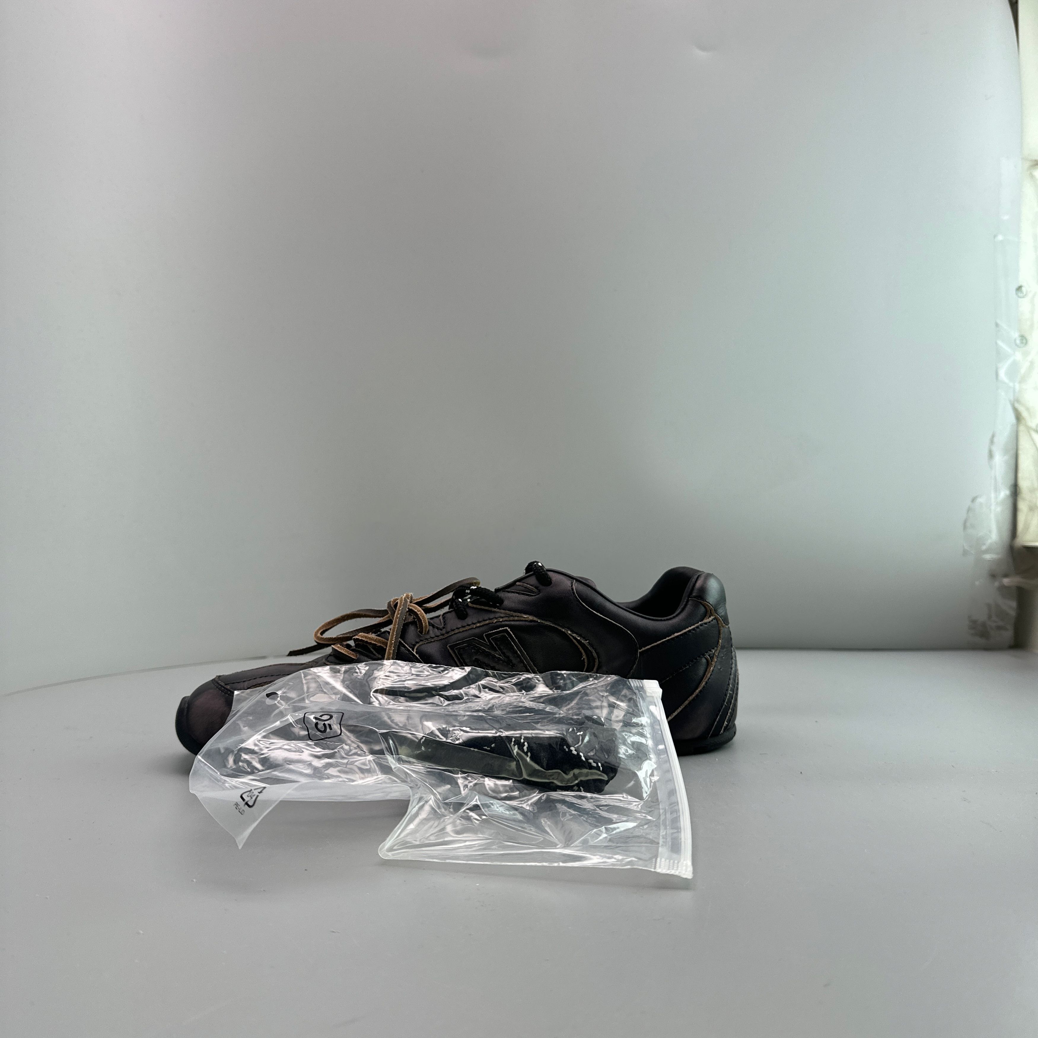Miu Miu Miu Miu x New Balance 530 Leather Sneakers Size 41 Size US 11 / IT 41 - 10 Thumbnail
