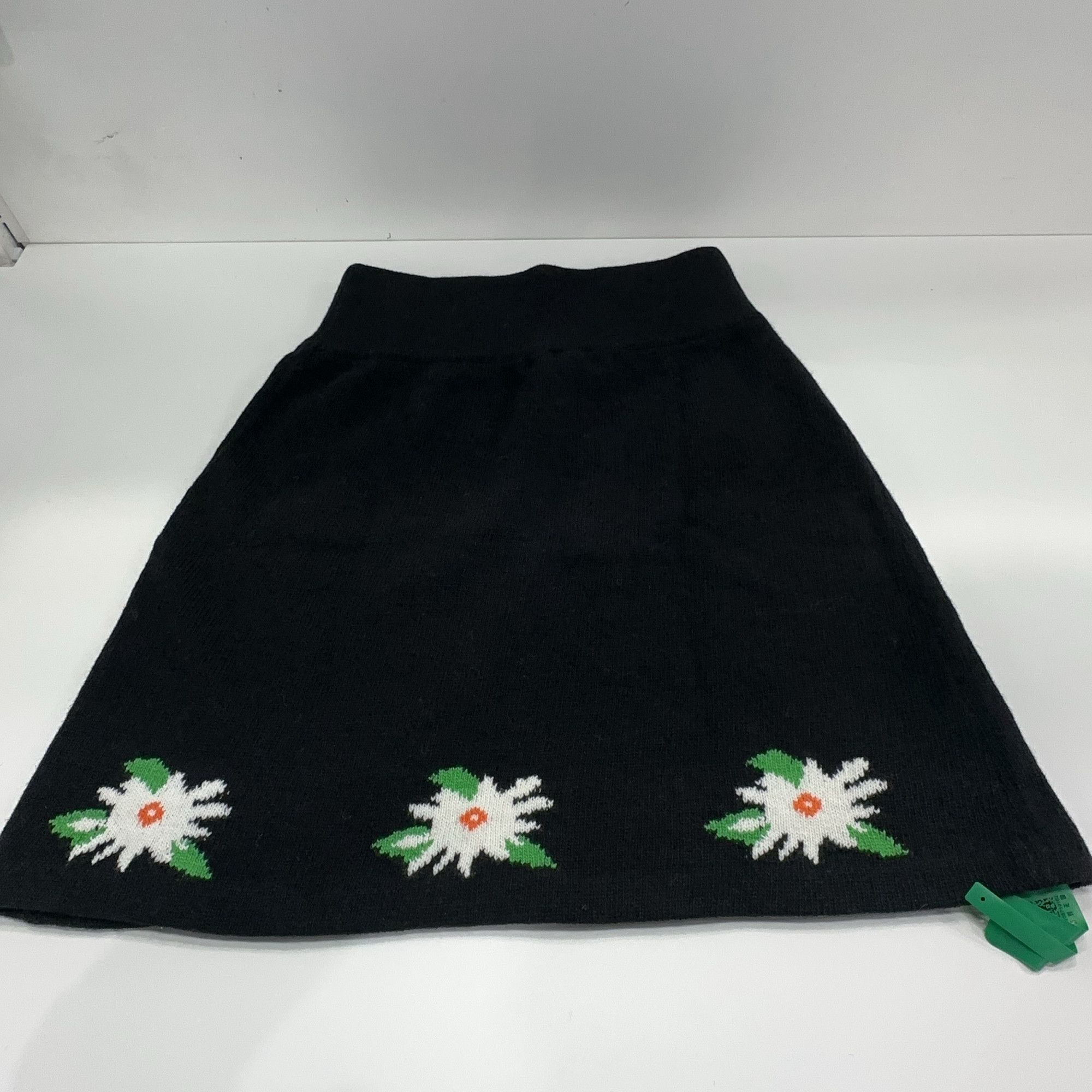 Miu Miu Miu Miu Floral Embroidered Knit Mini Skirt Size 40 Size 27" / US 4 / IT 40 - 8 Thumbnail