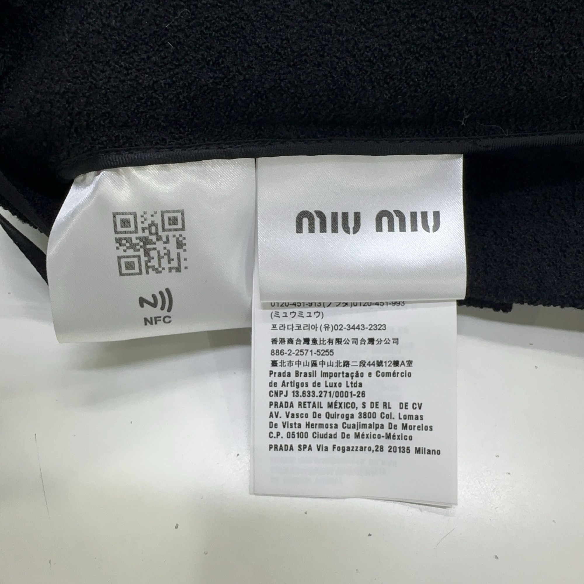 Miu Miu Miu Miu Button Detail Mini Skirt Size 40 Size 27" / US 4 / IT 40 - 3 Thumbnail