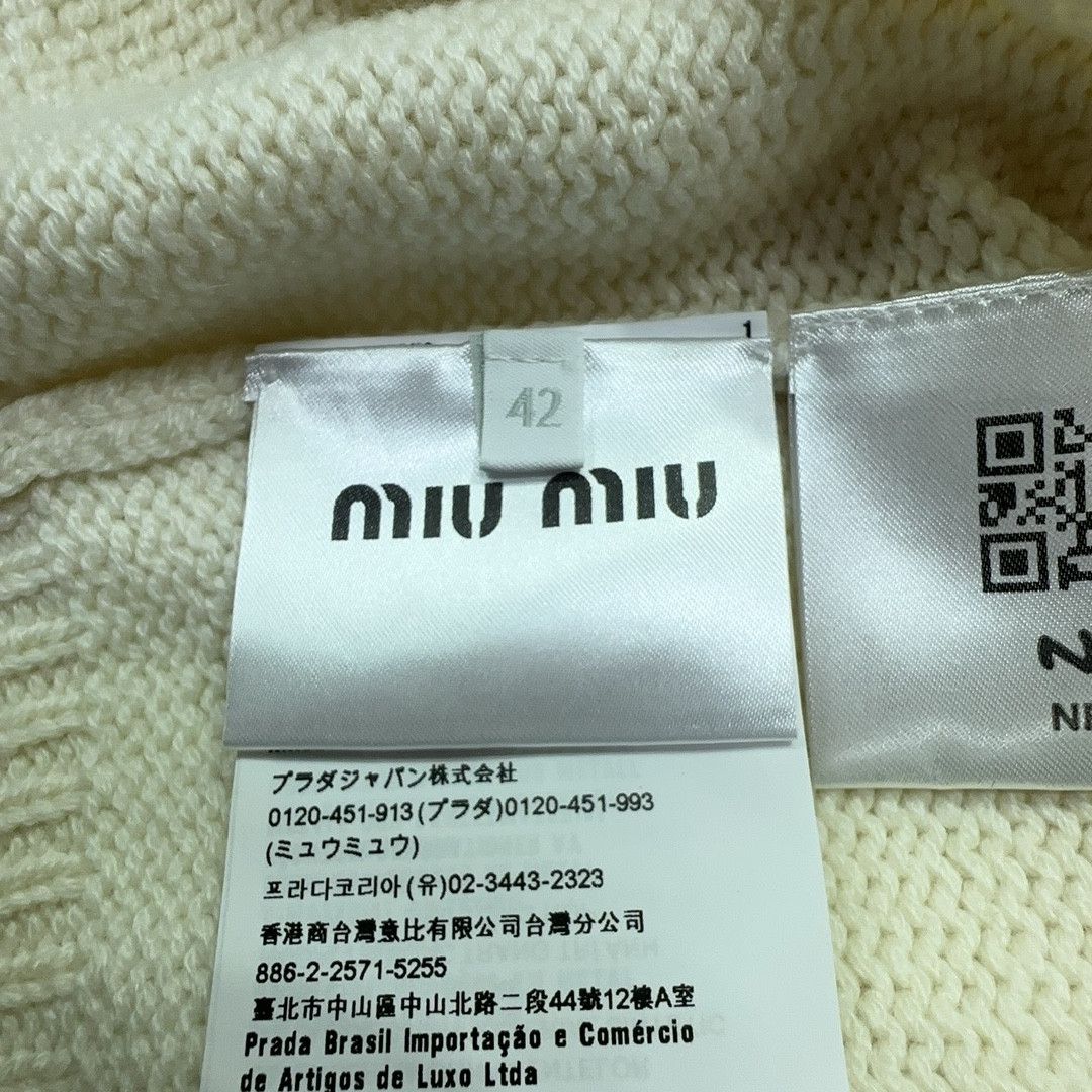 Miu Miu Miu Miu Pearl Embellished Knit Vest Size 42 Size M / US 6-8 / IT 42-44 - 4 Thumbnail