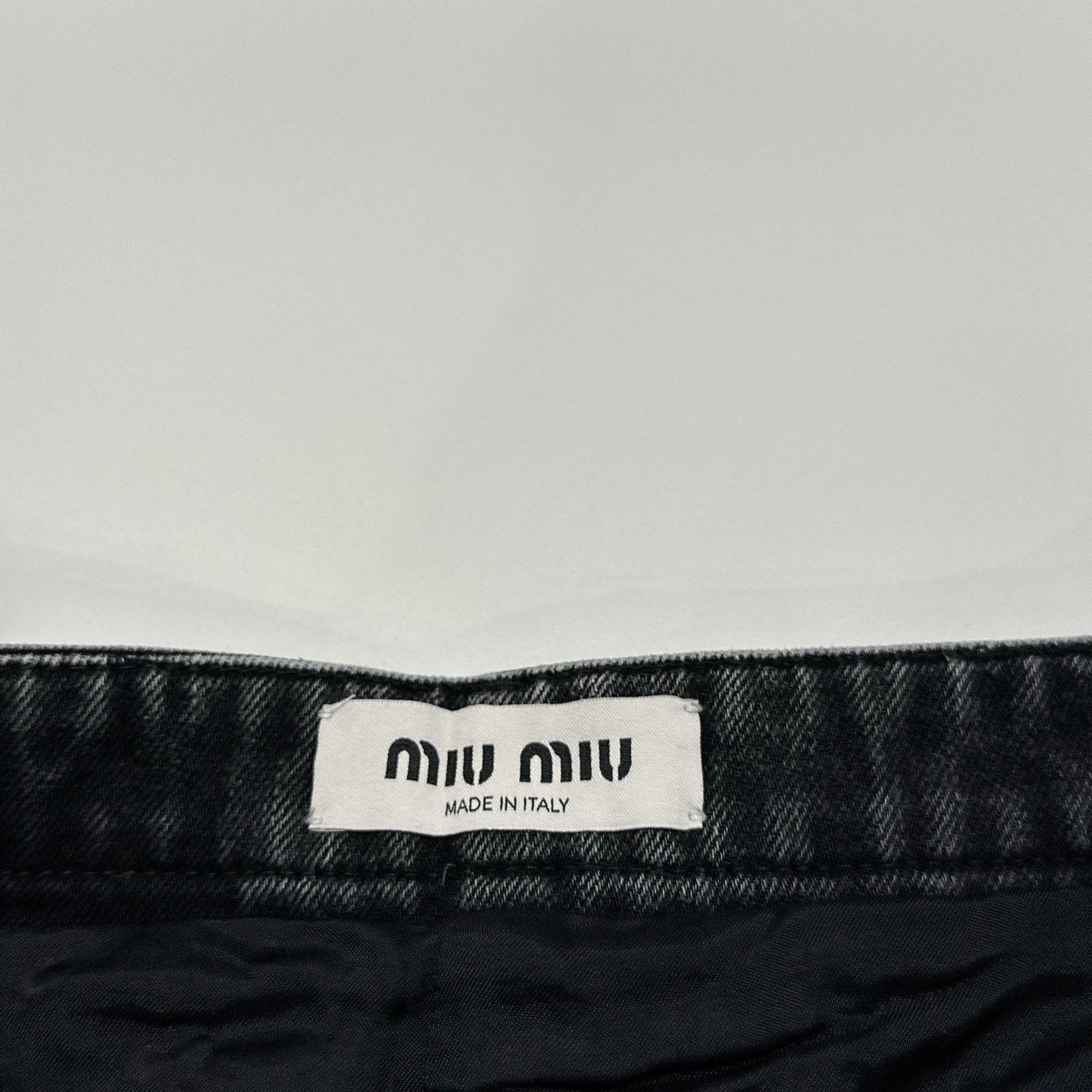 Miu Miu Miu Miu Frayed Denim Shorts Size 26 Size 26" / US 2 / IT 38 - 3 Thumbnail