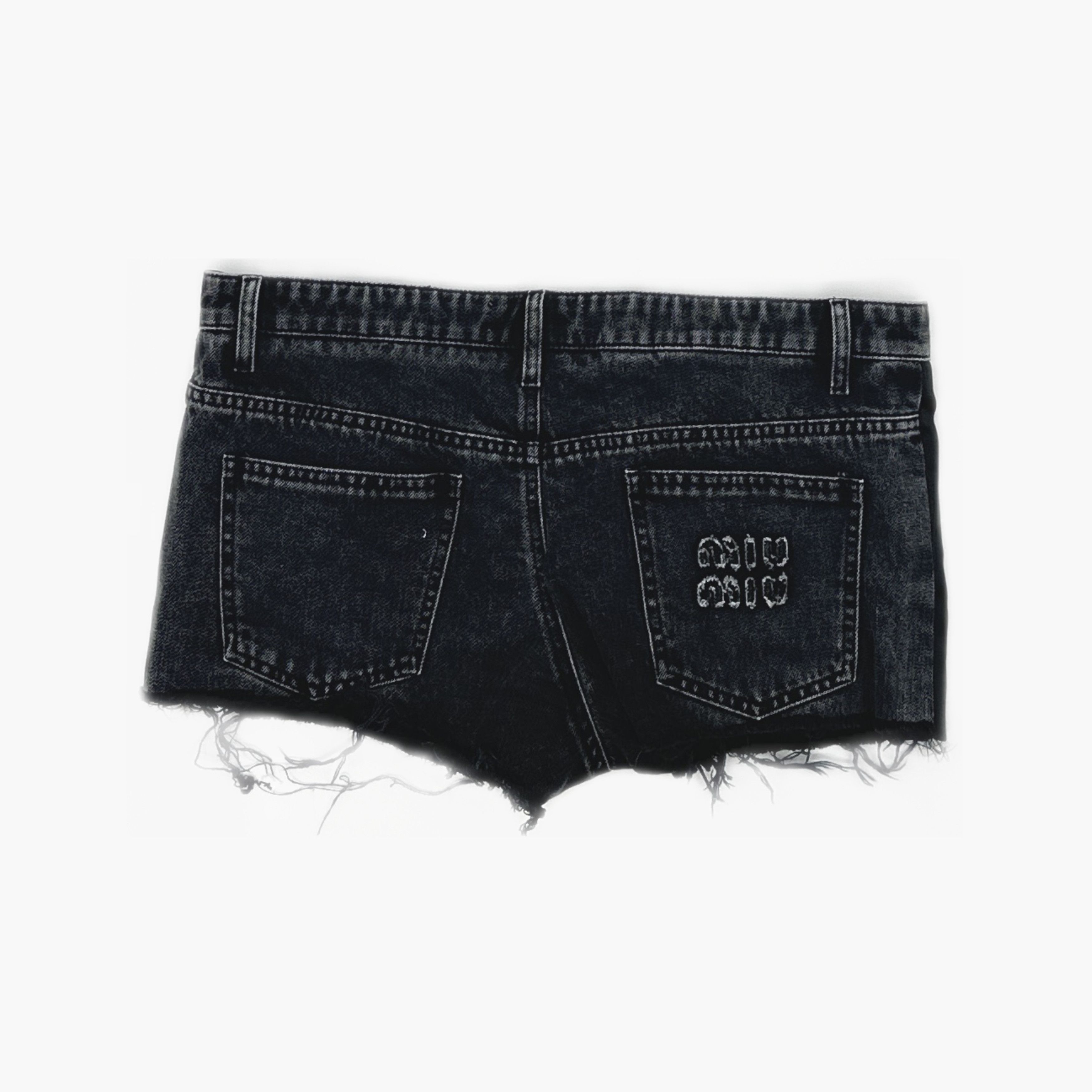 Miu Miu Miu Miu Frayed Denim Shorts Size 26 Size 26" / US 2 / IT 38 - 2 Thumbnail