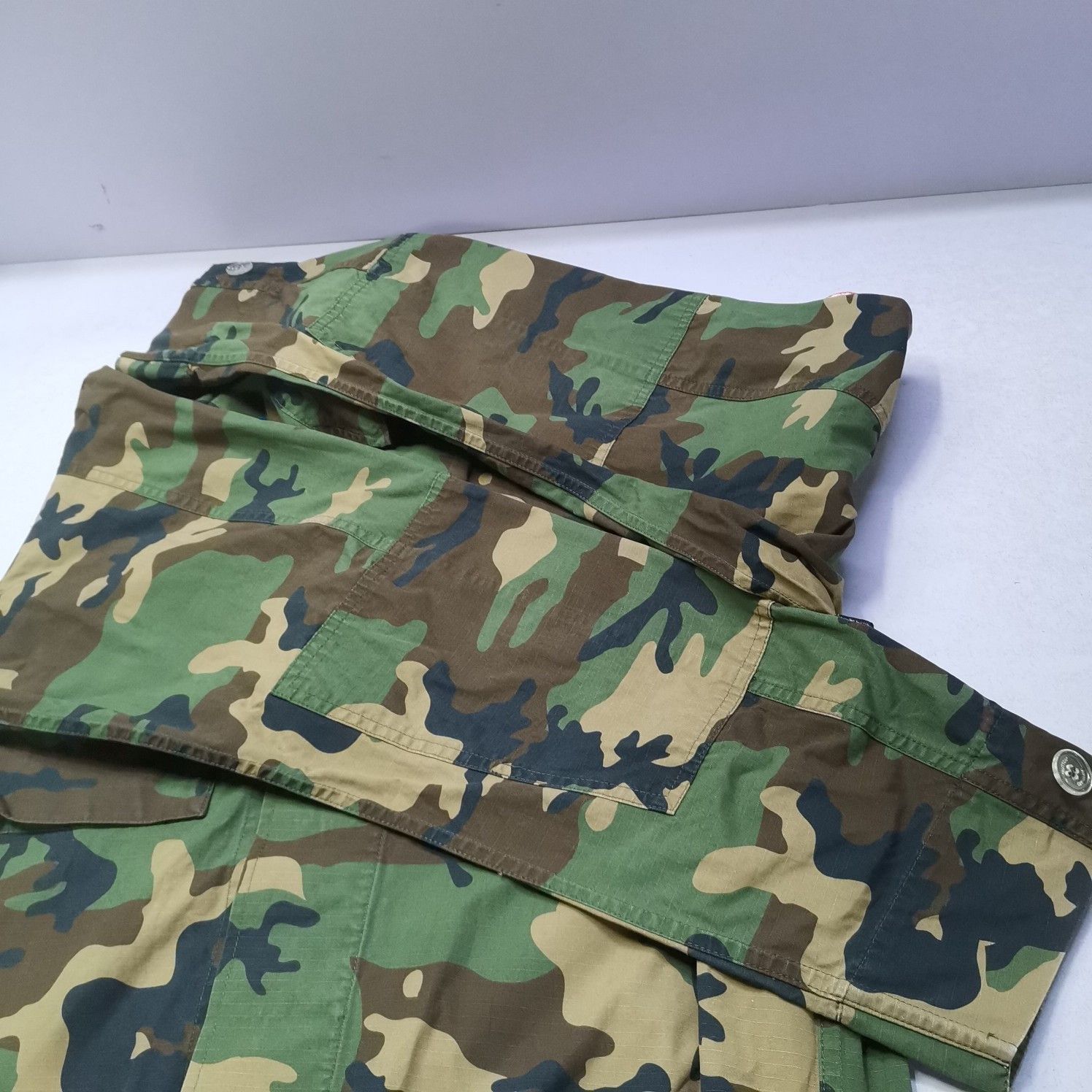 Off-White OFF-WHITE Camo Patchwork Light Jacket Size M Size US M / EU 48-50 / 2 - 8 Thumbnail