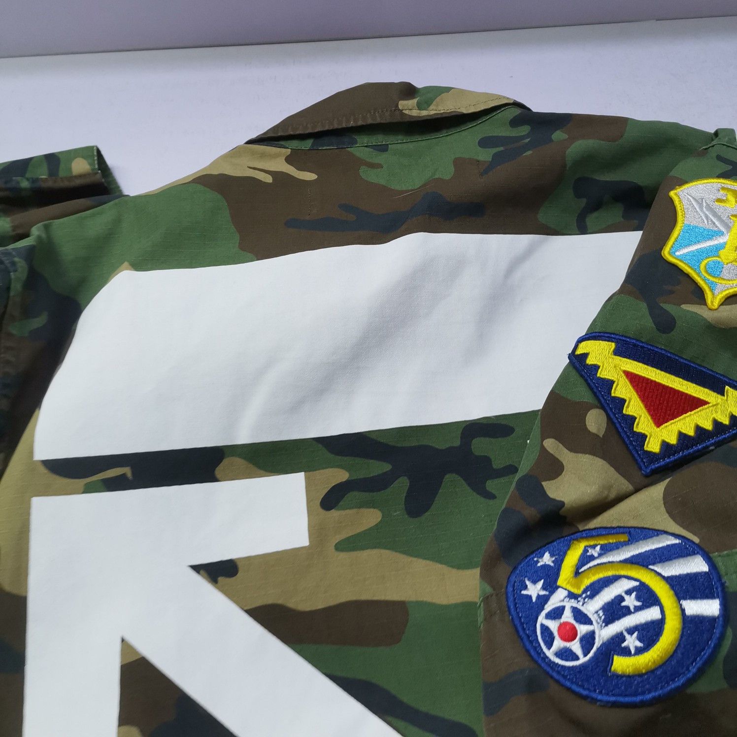 Off-White OFF-WHITE Camo Patchwork Light Jacket Size M Size US M / EU 48-50 / 2 - 5 Thumbnail