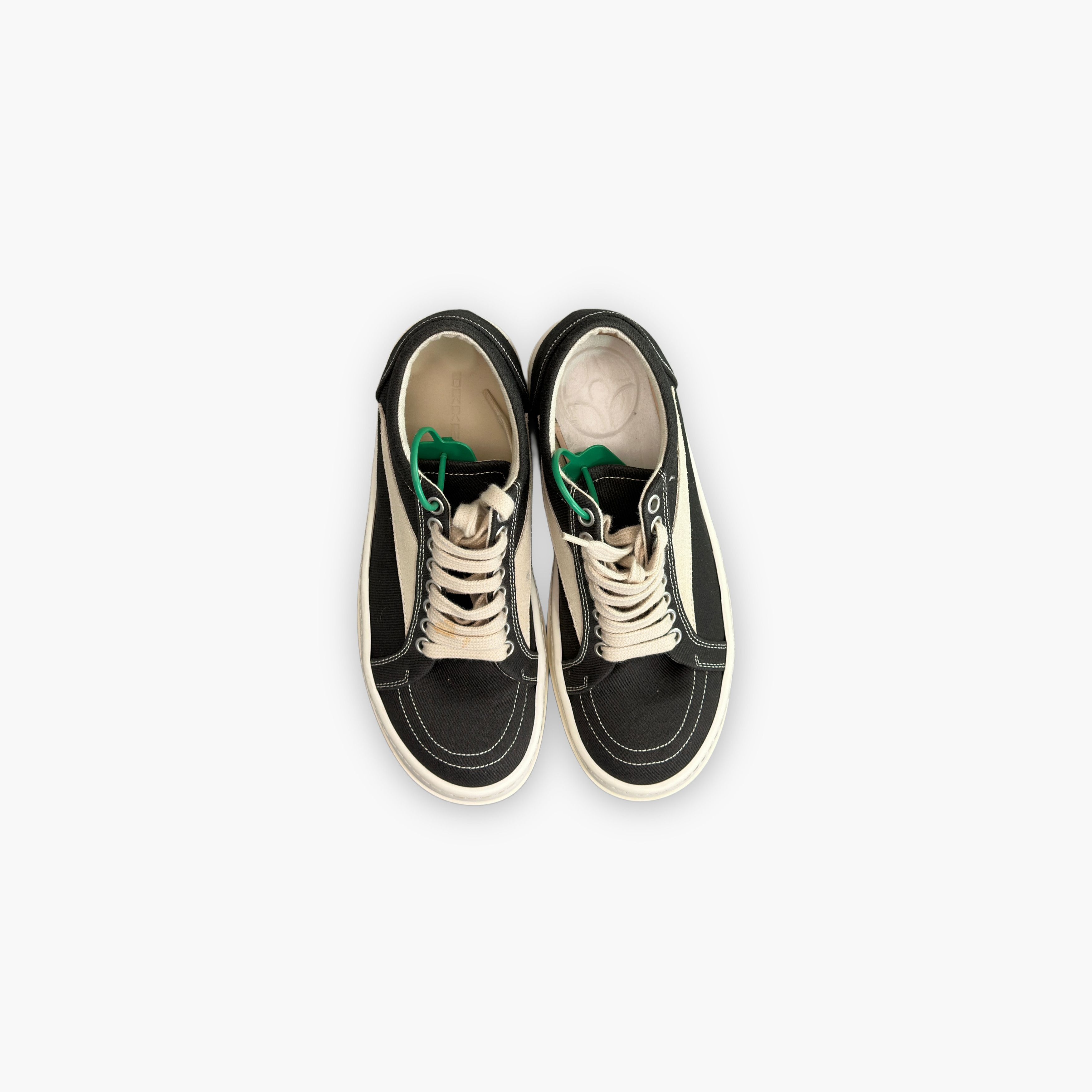 Rick Owens Drkshdw Rick Owens DRKSHDW Canvas Low-Top Sneakers Size 36 Size US 6 / IT 36 - 9 Thumbnail