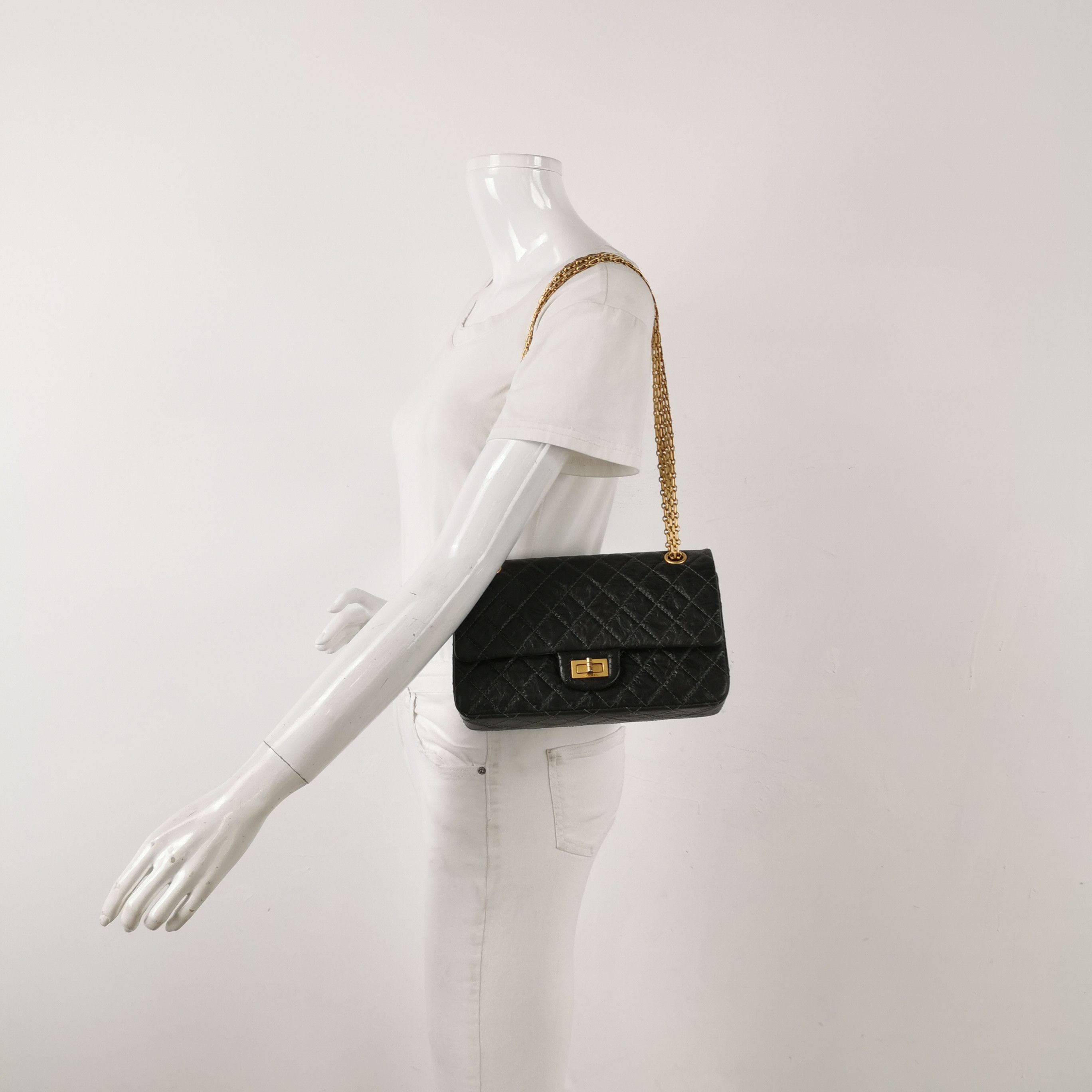 Chanel Chanel Women os Shoulder Bags Size ONE SIZE - 2 Thumbnail