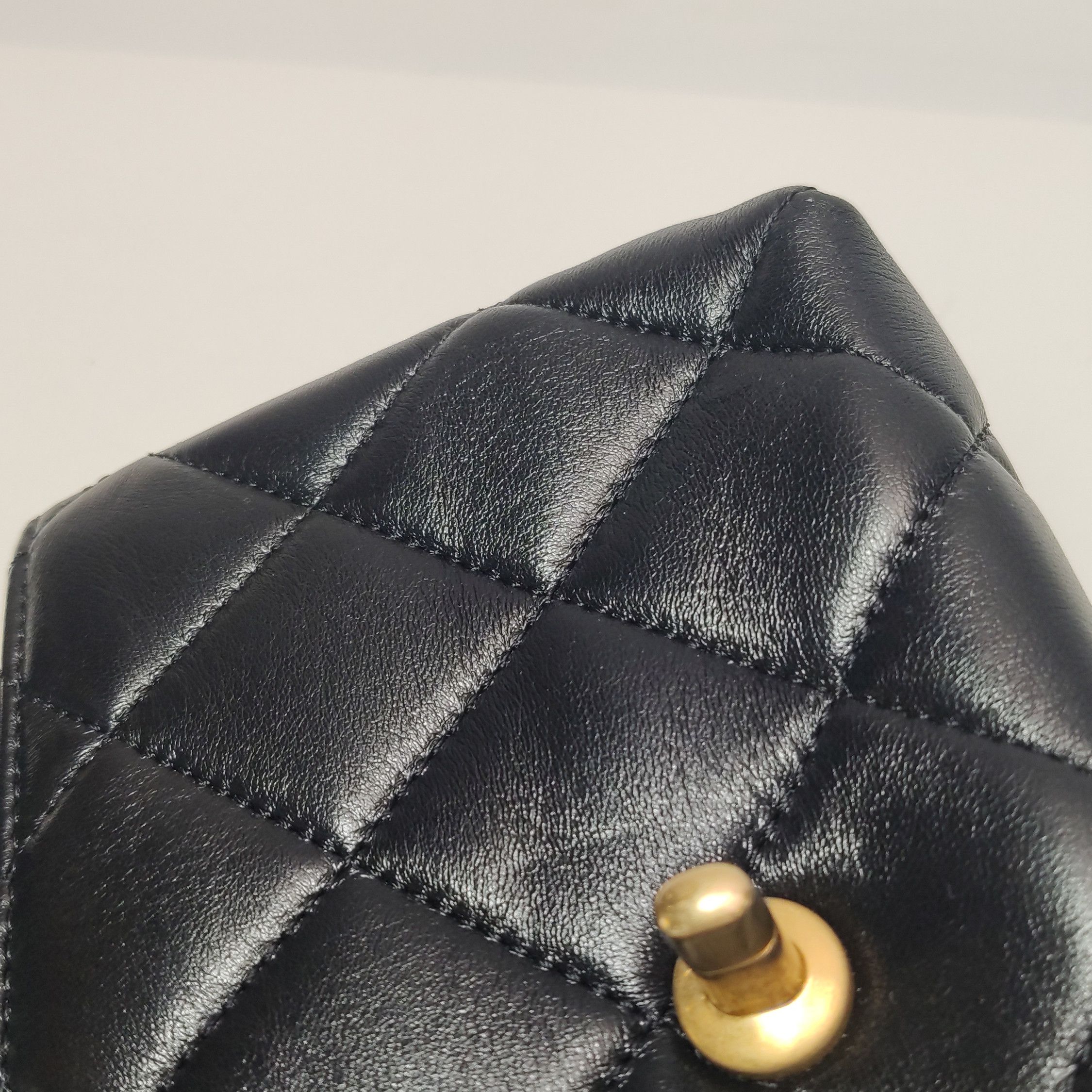 Chanel Chanel Women os Shoulder Bags Size ONE SIZE - 20 Thumbnail
