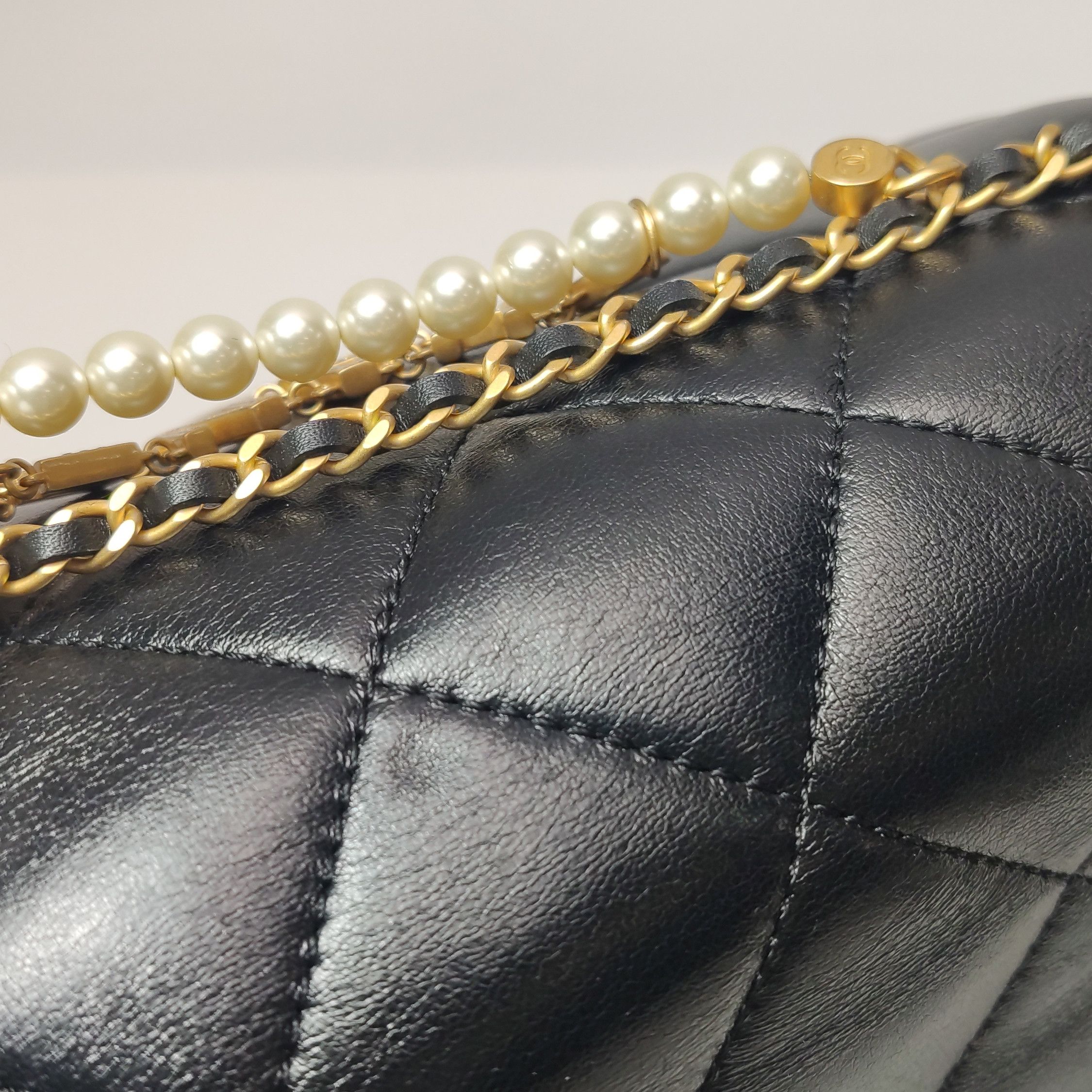 Chanel Chanel Women os Shoulder Bags Size ONE SIZE - 16 Thumbnail