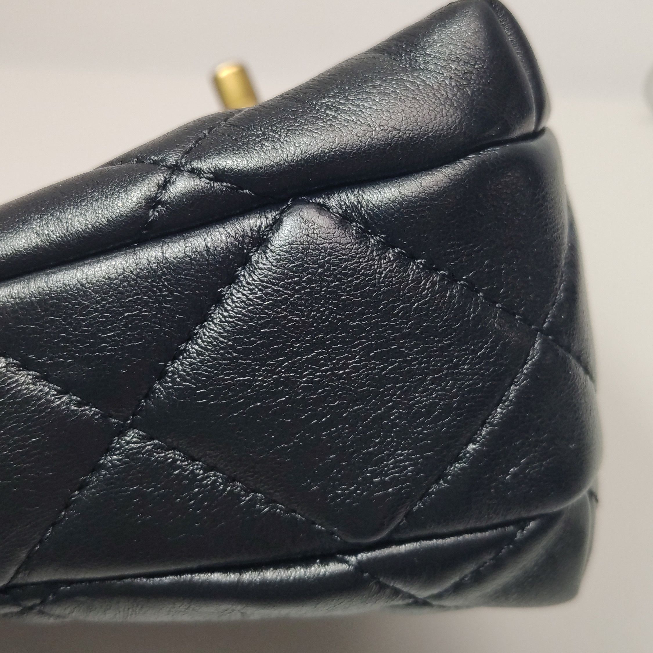 Chanel Chanel Women os Shoulder Bags Size ONE SIZE - 19 Thumbnail