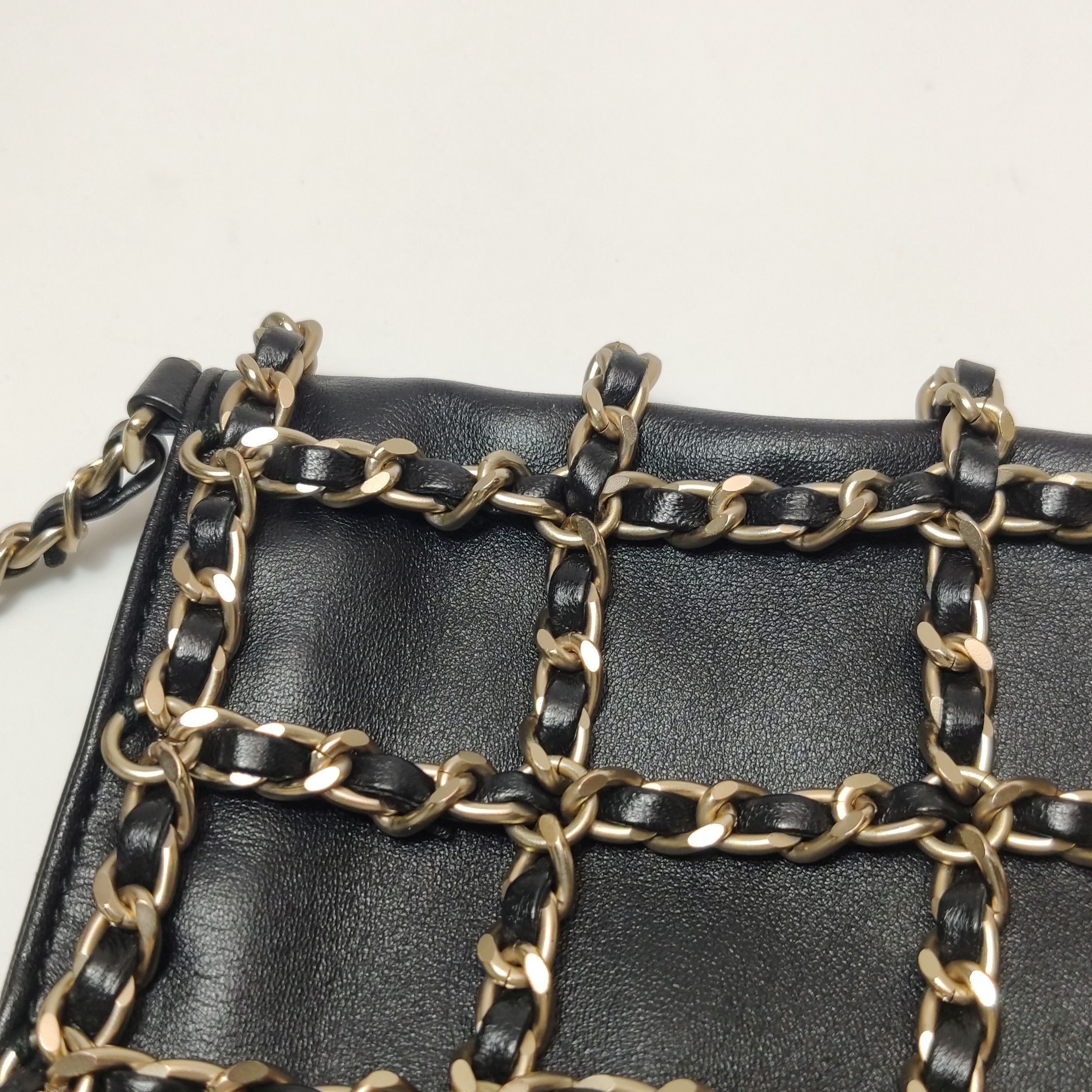 Chanel Chanel Women os Crossbody Bags Size ONE SIZE - 20 Thumbnail