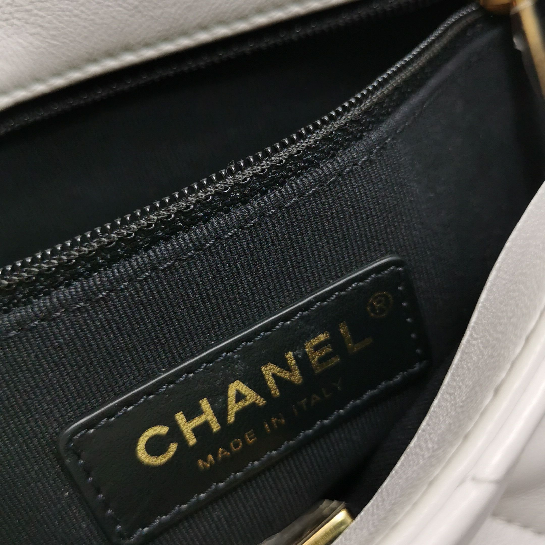 Chanel Chanel Women os Shoulder Bags Size ONE SIZE - 9 Thumbnail