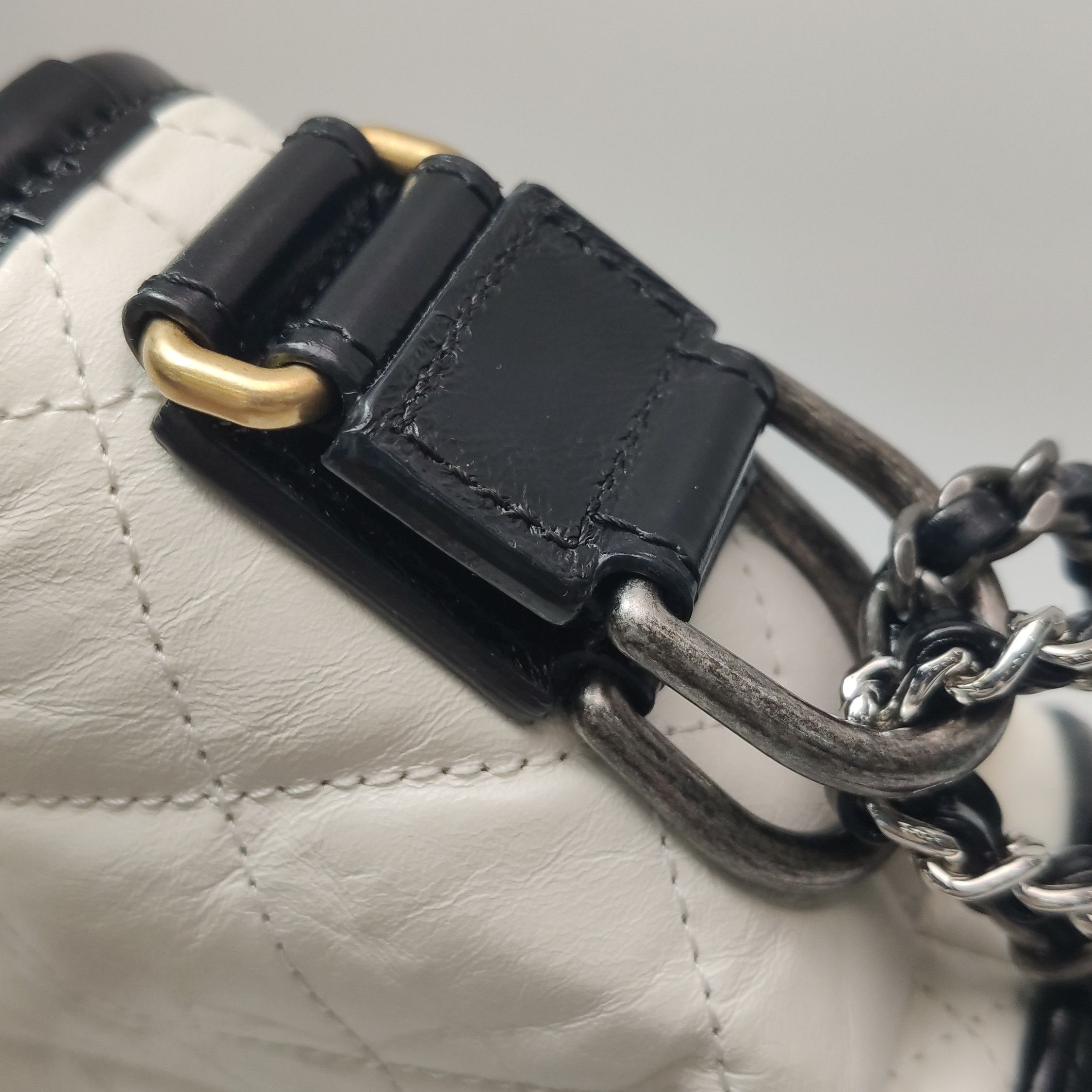 Chanel Chanel Women os Shoulder Bags Size ONE SIZE - 13 Thumbnail