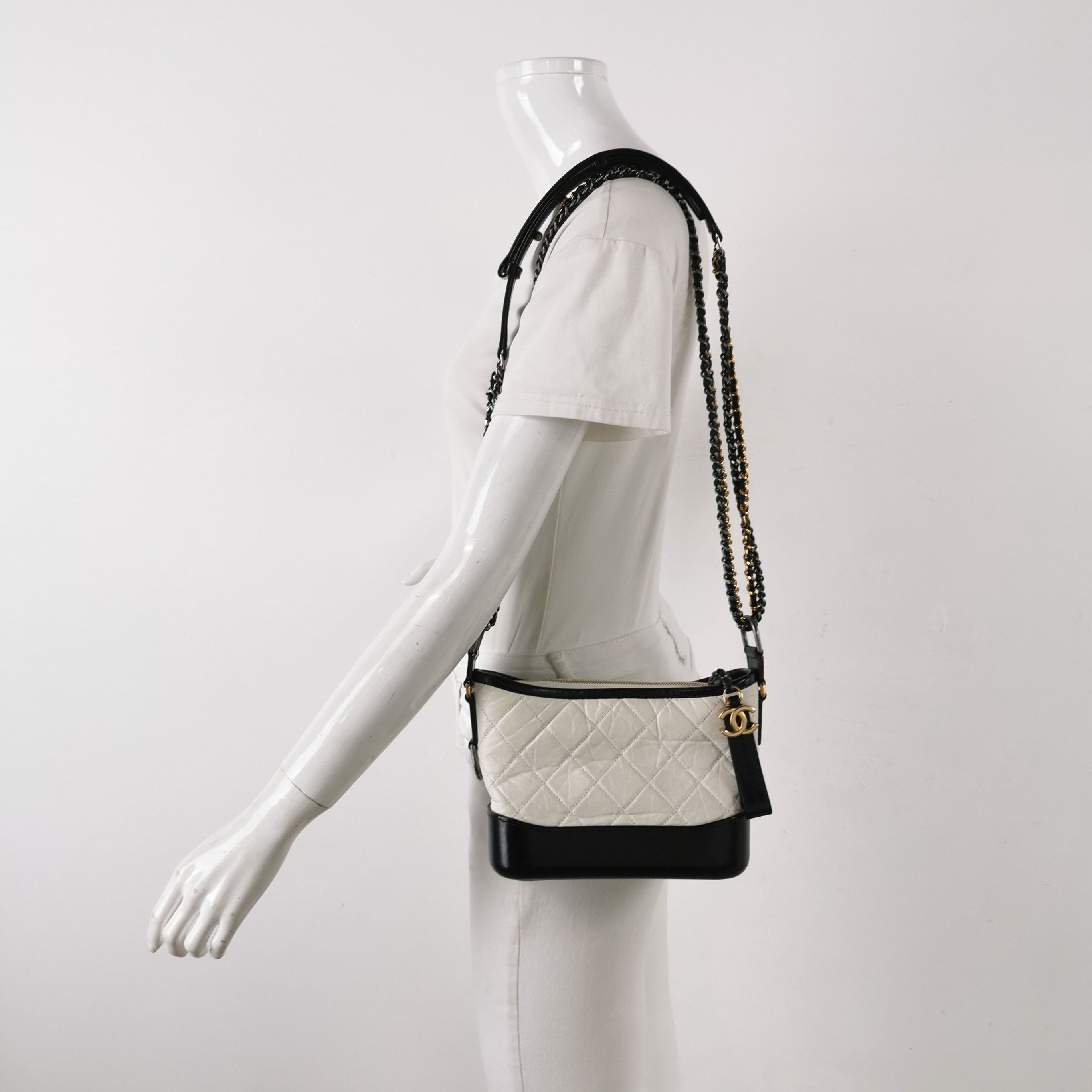 Chanel Chanel Women os Shoulder Bags Size ONE SIZE - 2 Thumbnail