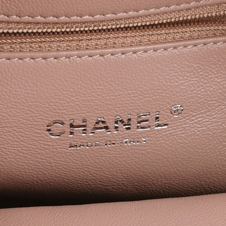 Chanel Chanel Women os Backpacks Size ONE SIZE - 8 Thumbnail