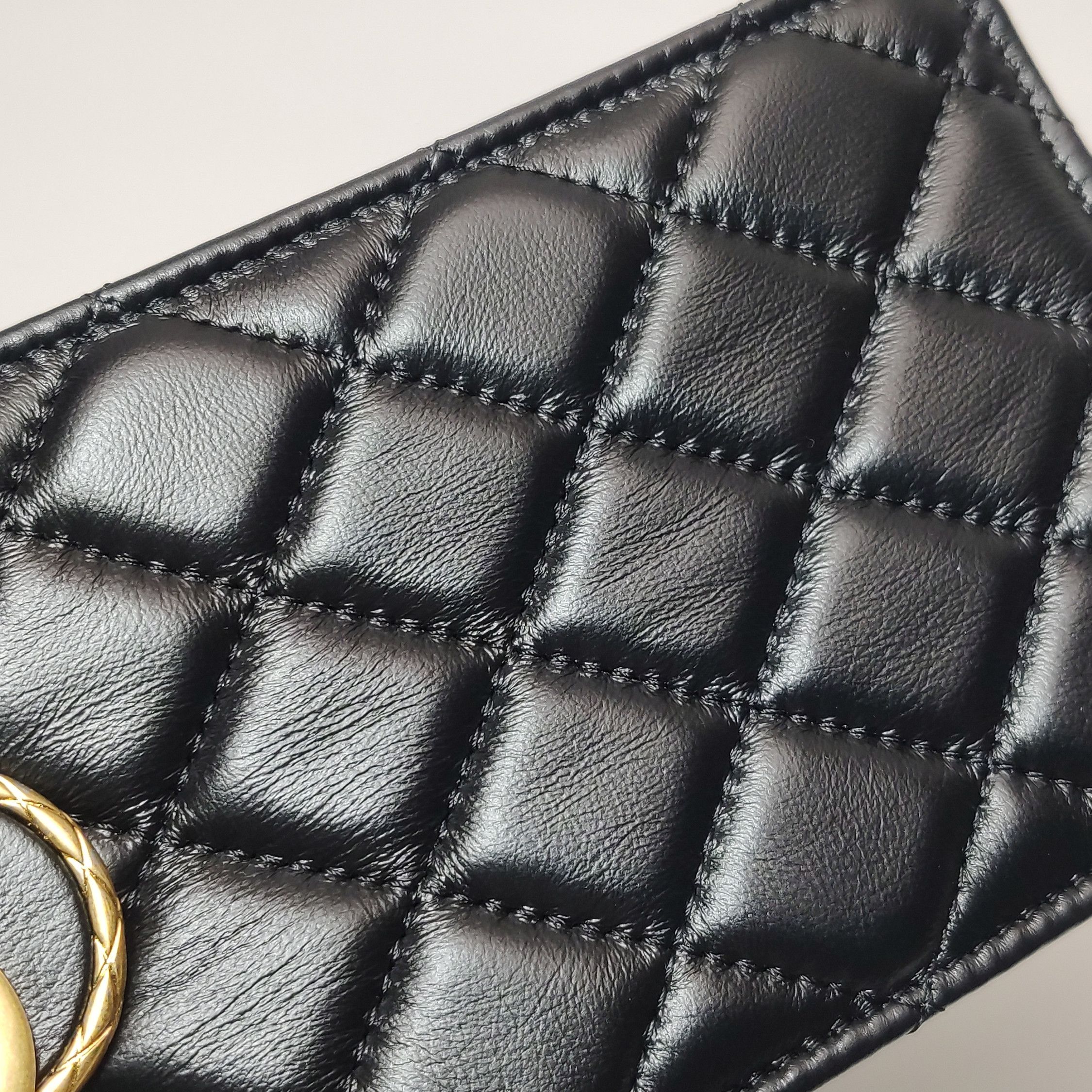 Chanel Chanel Women os Crossbody Bags Size ONE SIZE - 16 Thumbnail