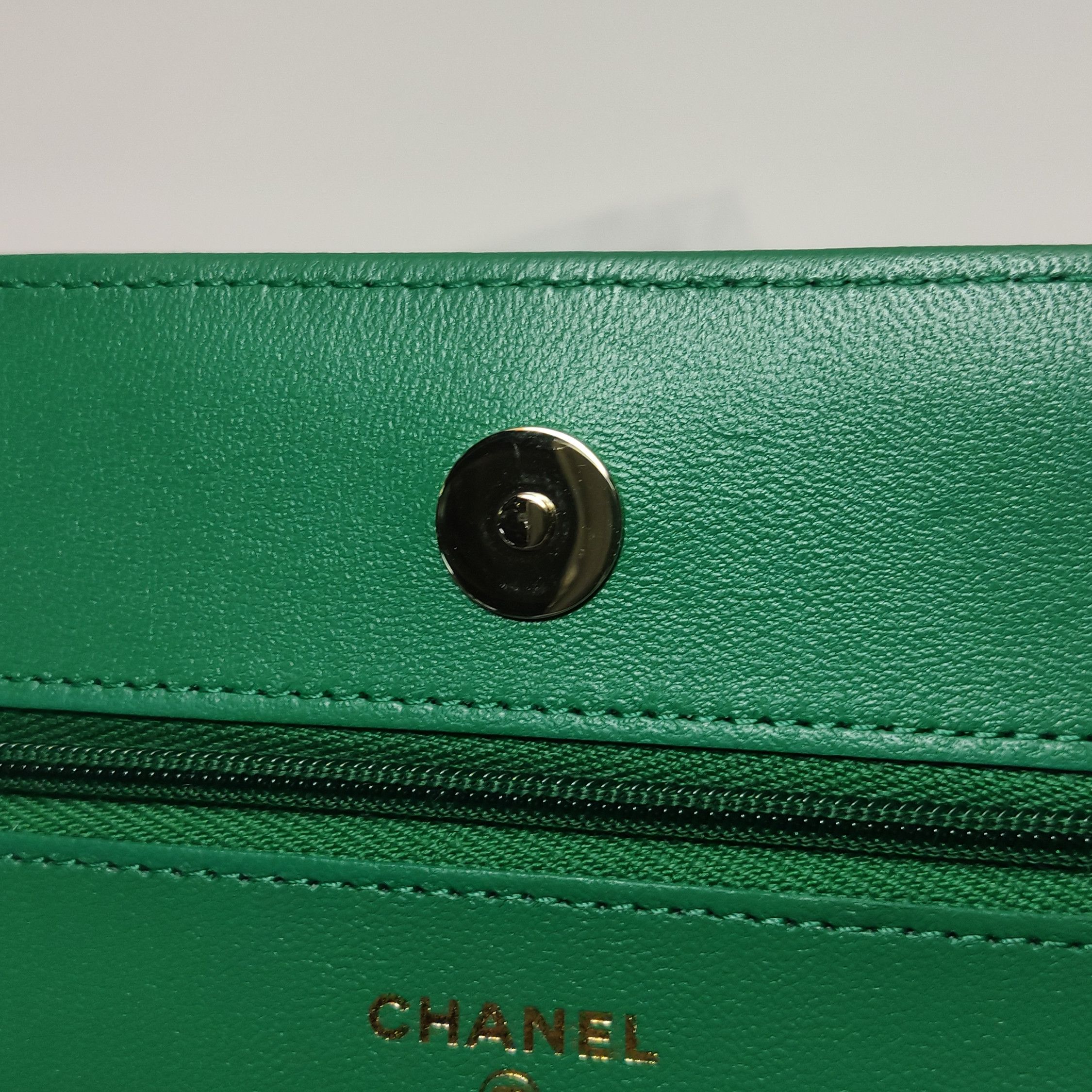 Chanel Chanel Women os Crossbody Bags Size ONE SIZE - 17 Thumbnail