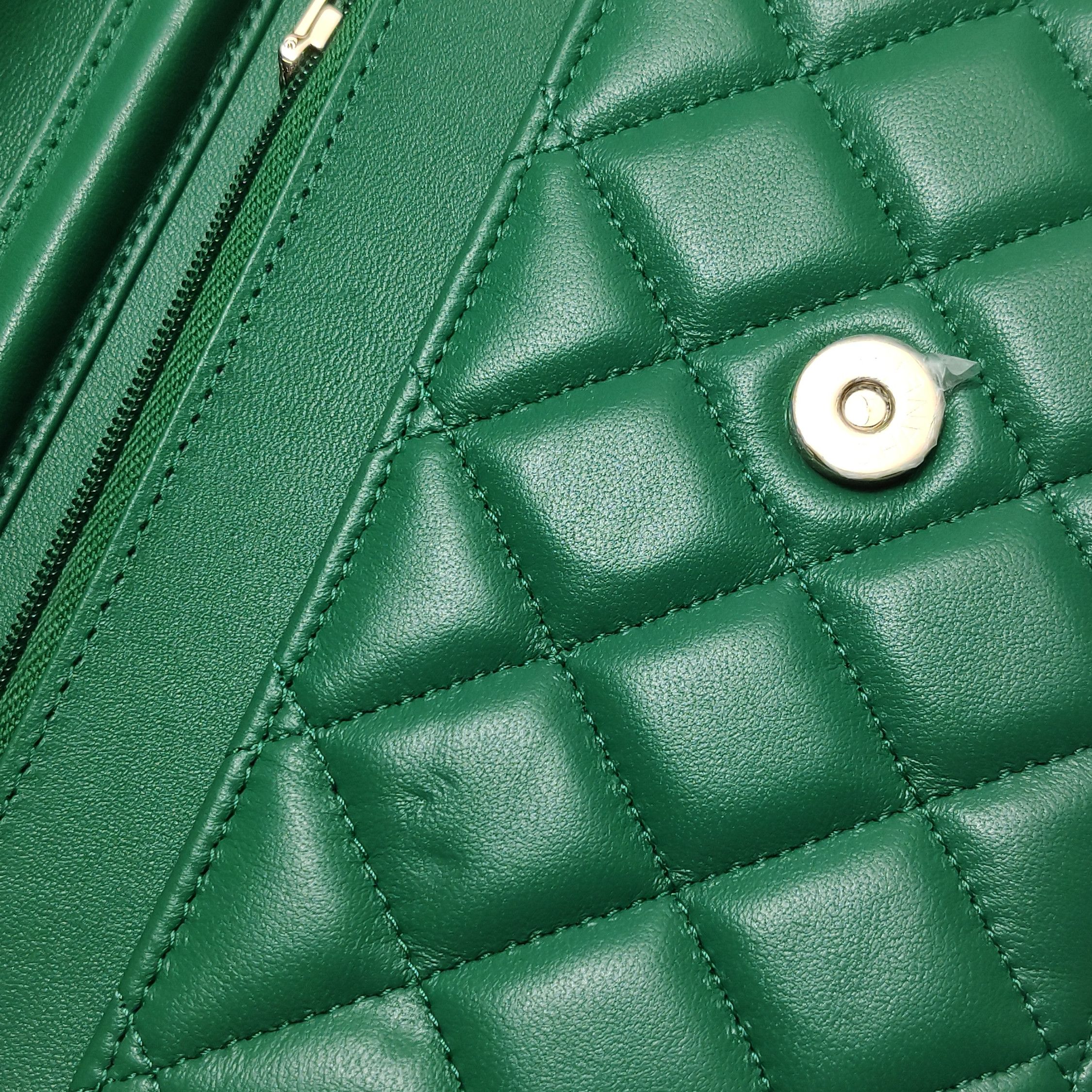 Chanel Chanel Women os Crossbody Bags Size ONE SIZE - 12 Thumbnail