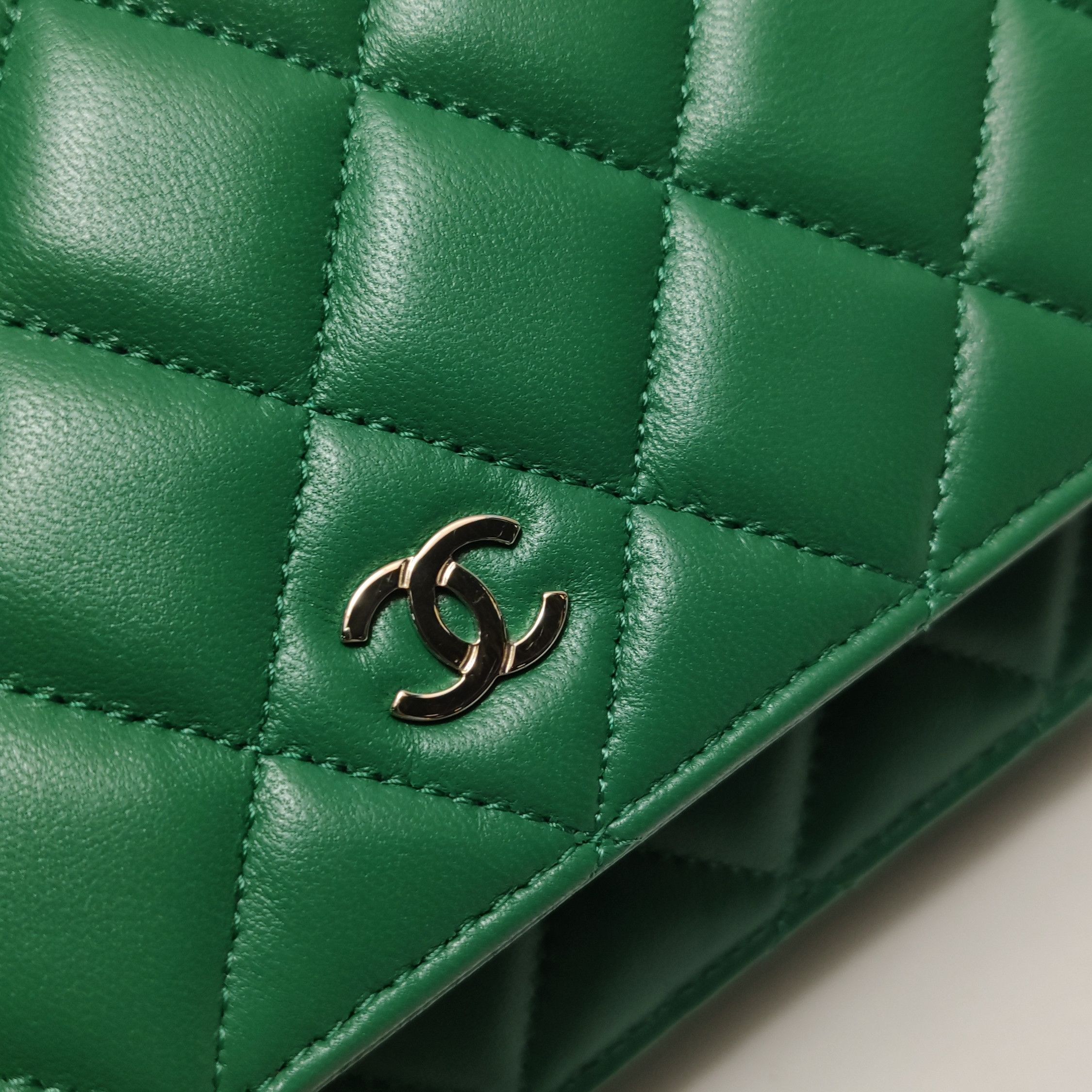 Chanel Chanel Women os Crossbody Bags Size ONE SIZE - 15 Thumbnail