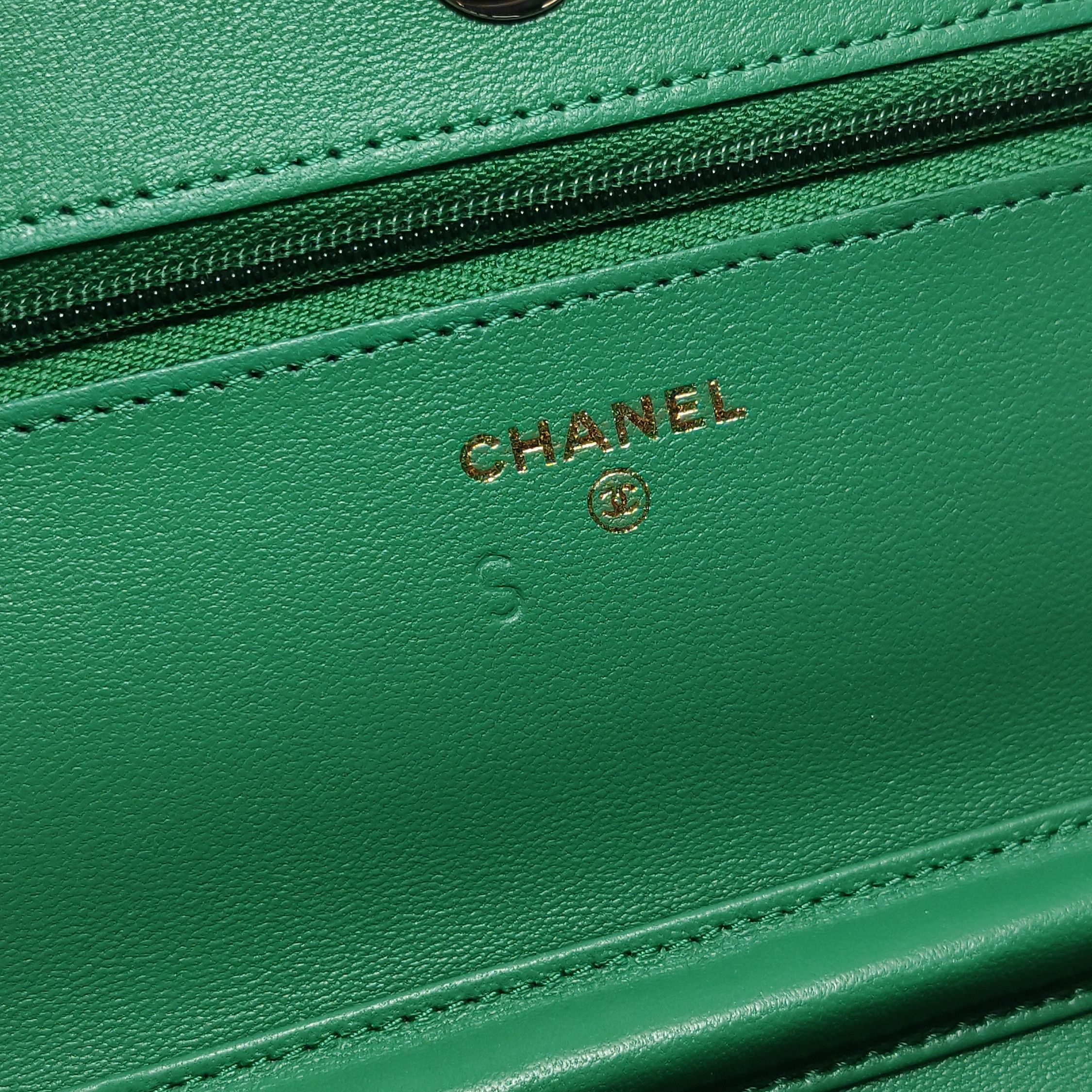 Chanel Chanel Women os Crossbody Bags Size ONE SIZE - 14 Thumbnail