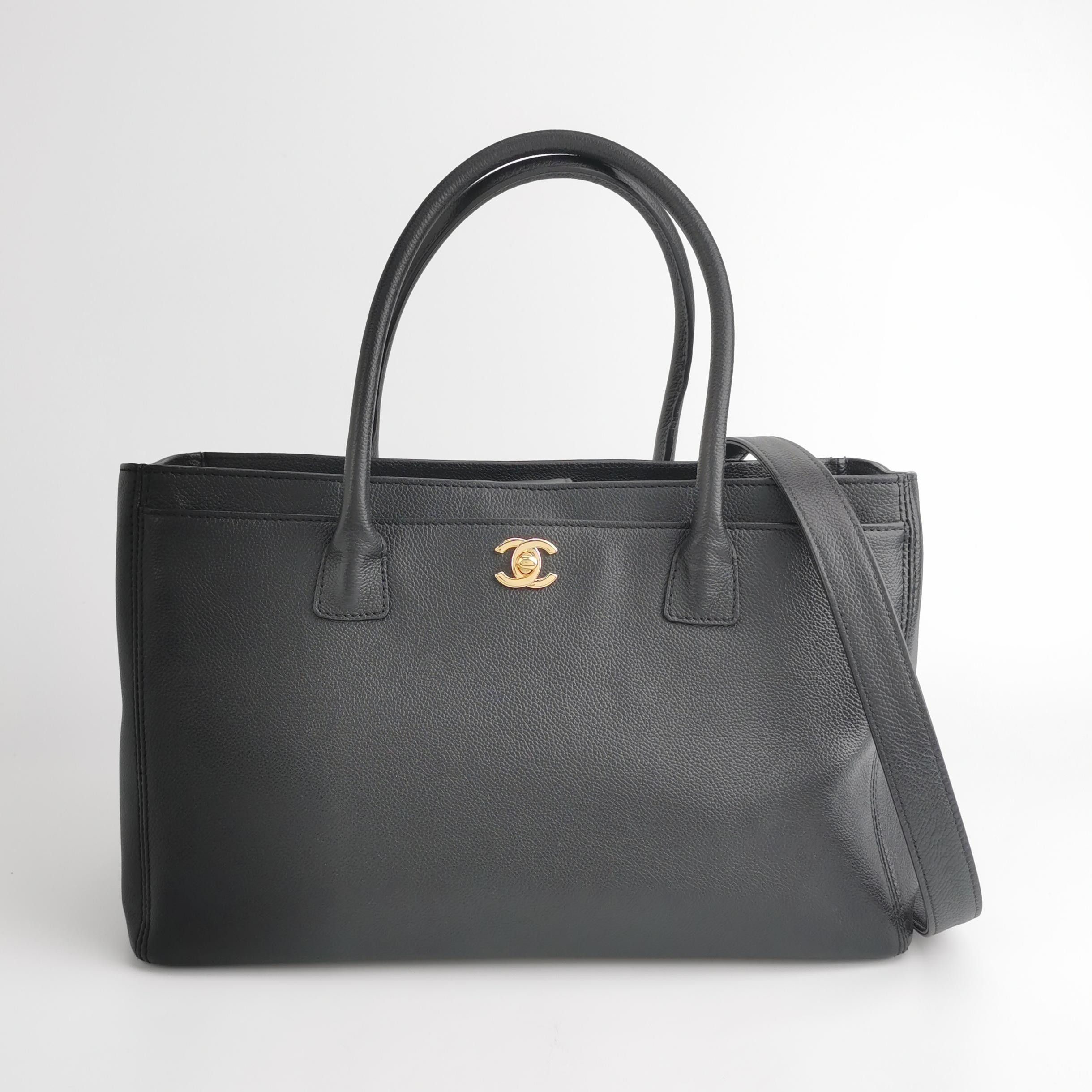 Chanel Chanel Women os Shoulder Bags Size ONE SIZE - 9 Thumbnail