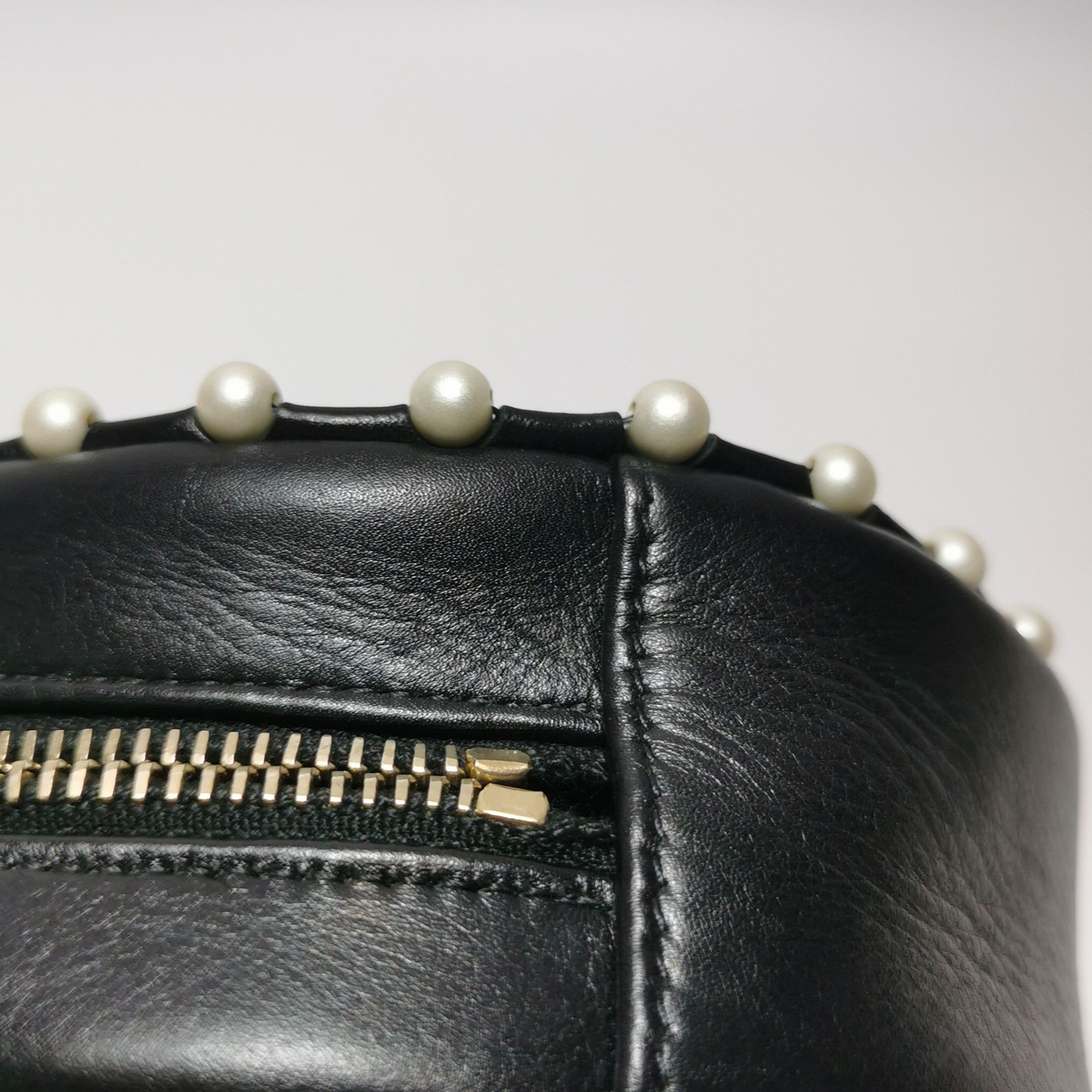 Chanel Chanel Women os Shoulder Bags Size ONE SIZE - 25 Thumbnail