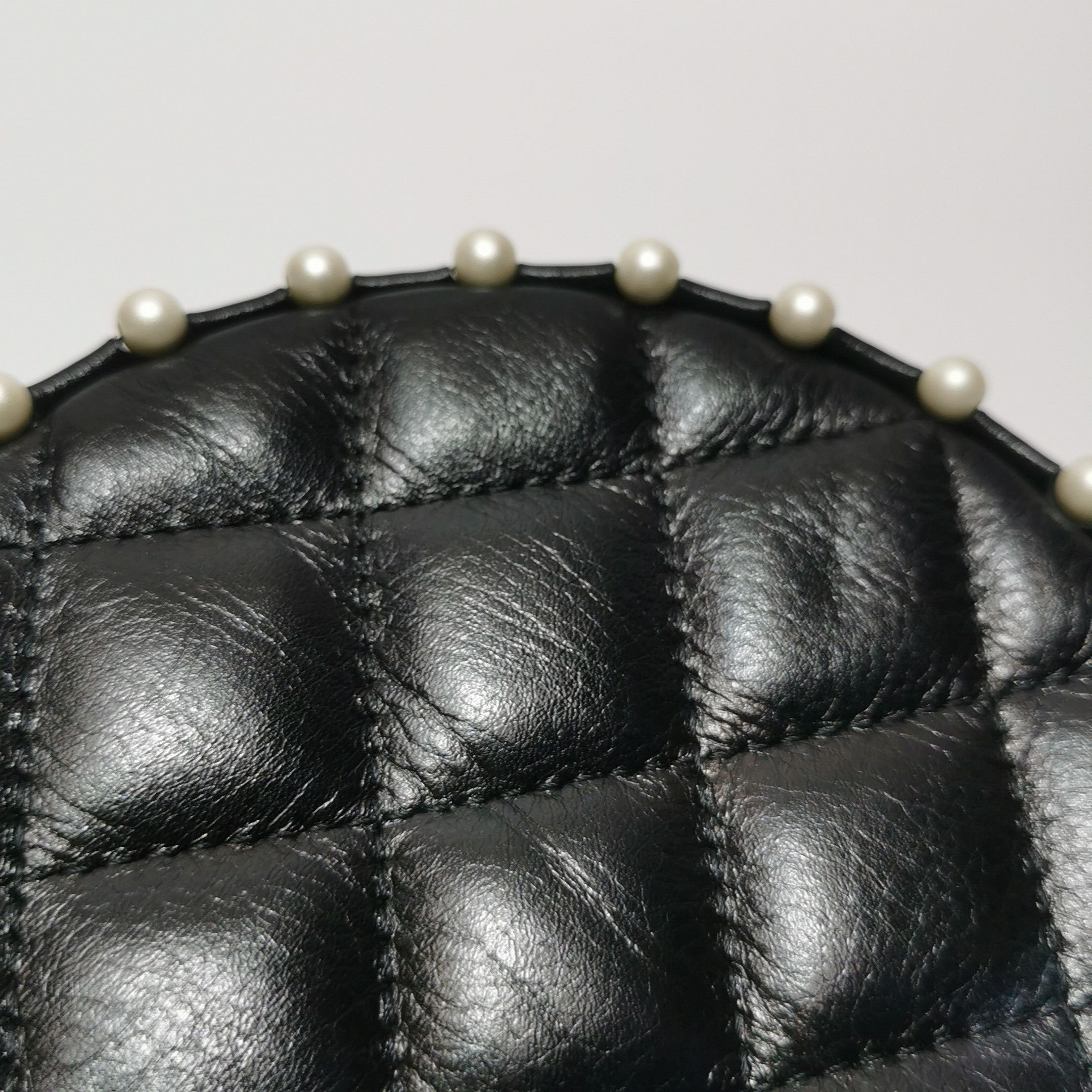 Chanel Chanel Women os Shoulder Bags Size ONE SIZE - 24 Thumbnail